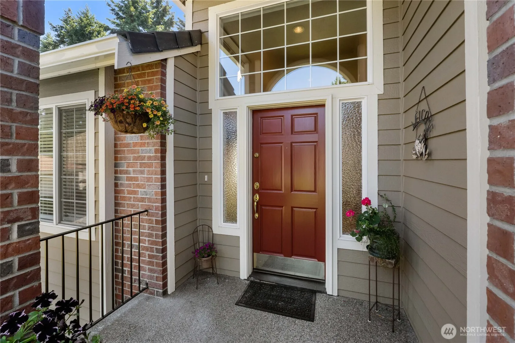 Property photo for 16706 90th Avenue E, Puyallup photo 2