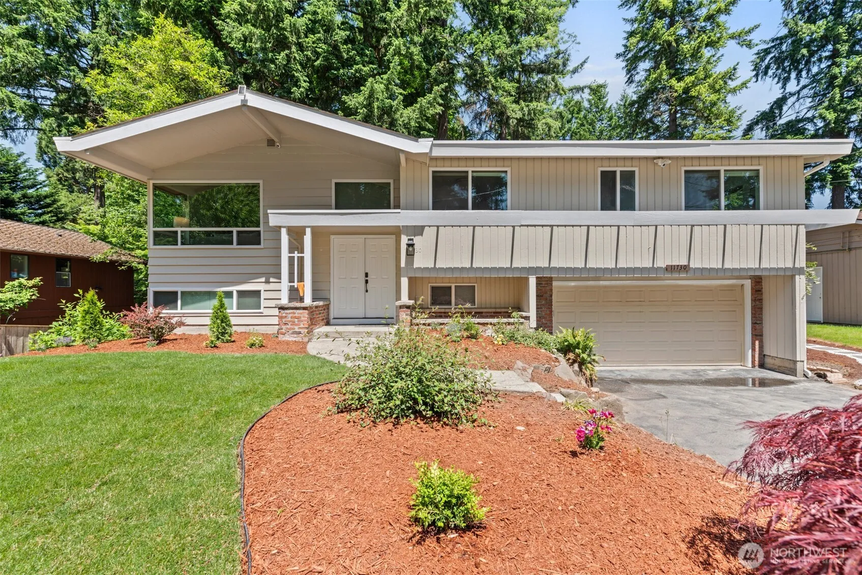 Property photo for 11730 Se 52nd St, Bellevue