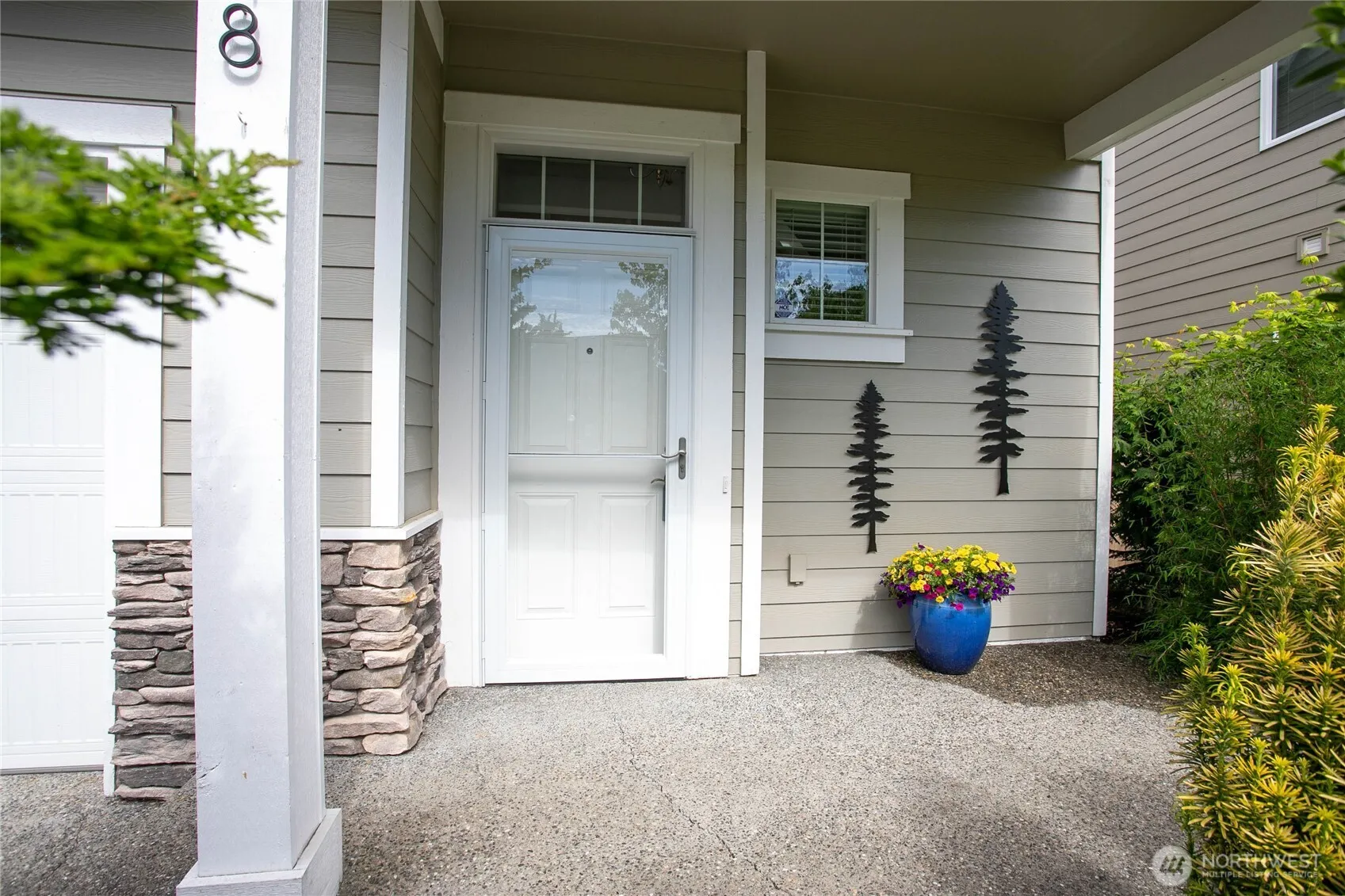 Property photo for 348 Grady Way, Bellingham photo 2