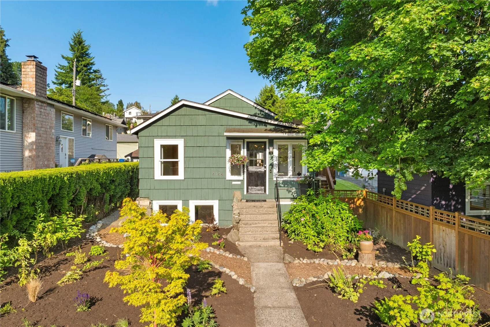 Property photo for 4146 47th Avenue Sw, Seattle
