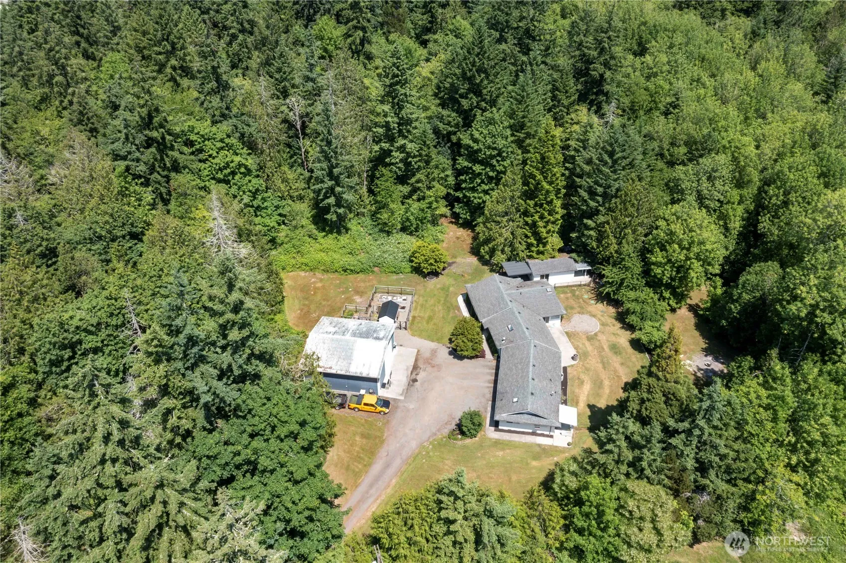 Property photo for 1902 Tellkamp Road Ne, Olympia