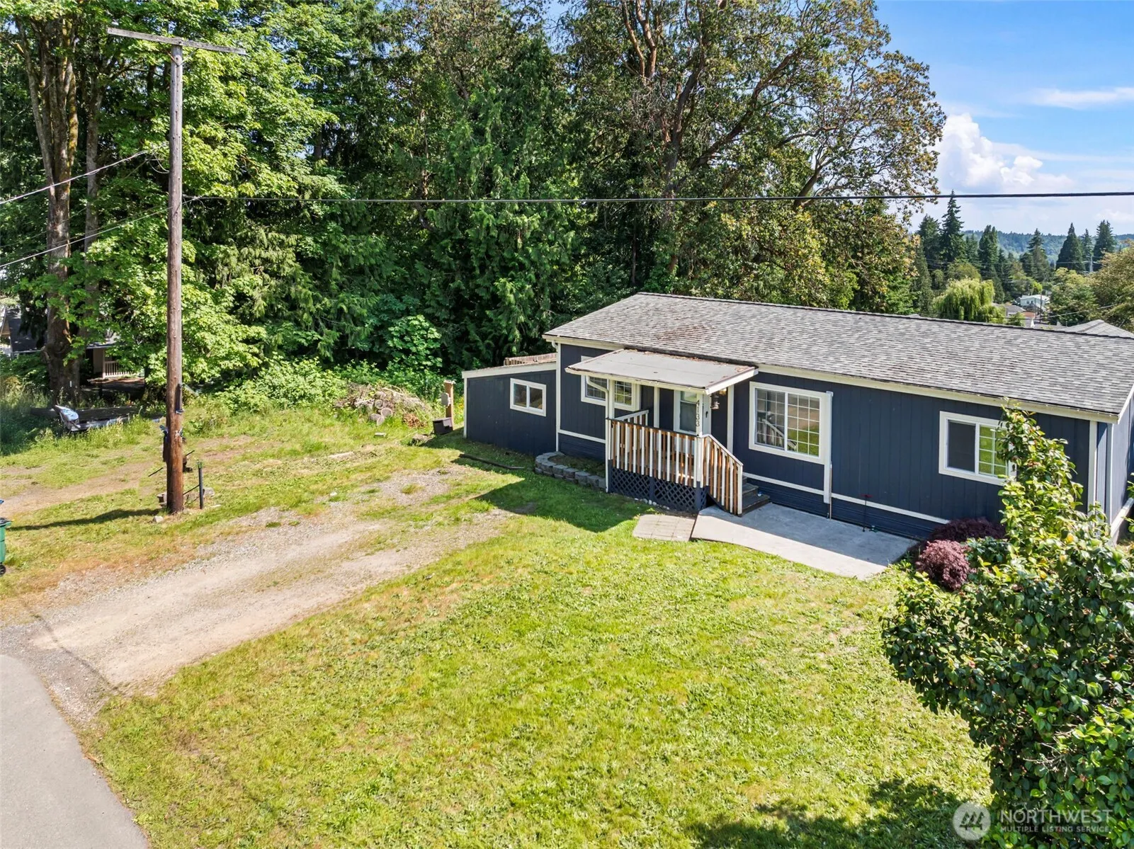 Property photo for 4133 W N Street, Bremerton photo 2