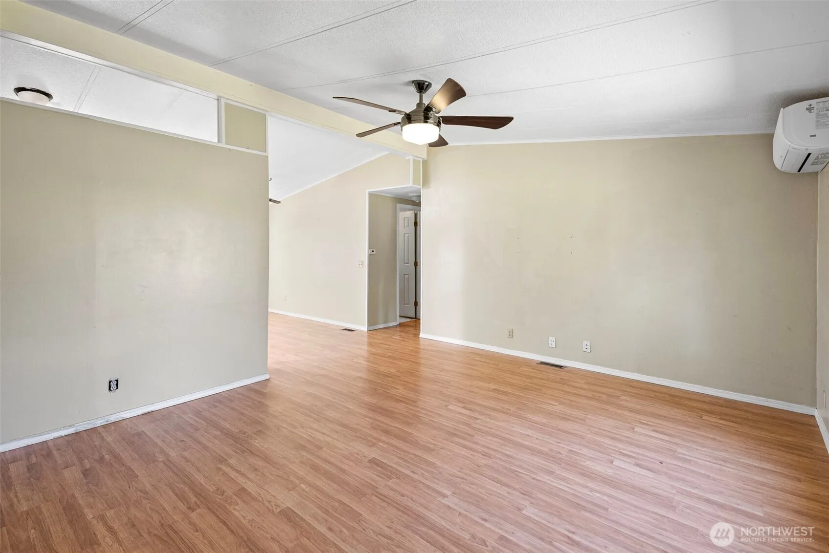 Property photo for 4133 W N Street, Bremerton photo 4