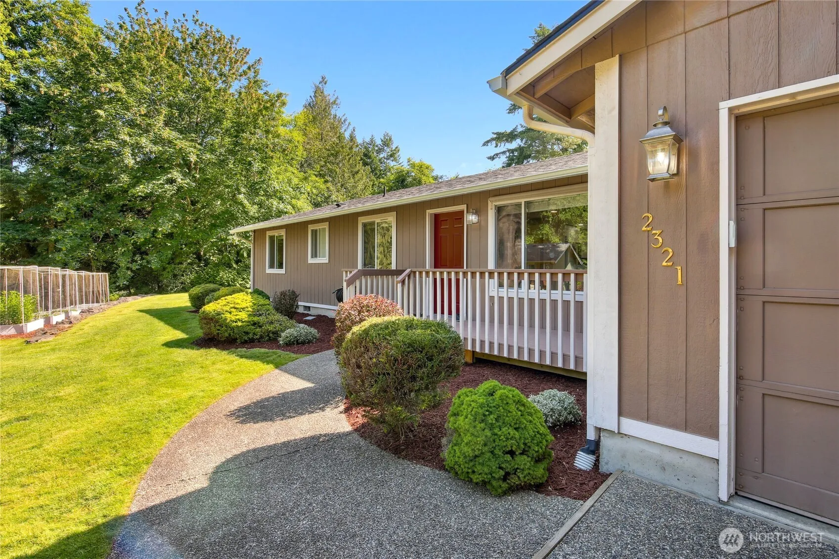 Property photo for 2321 Martin Avenue E, Port Orchard photo 4