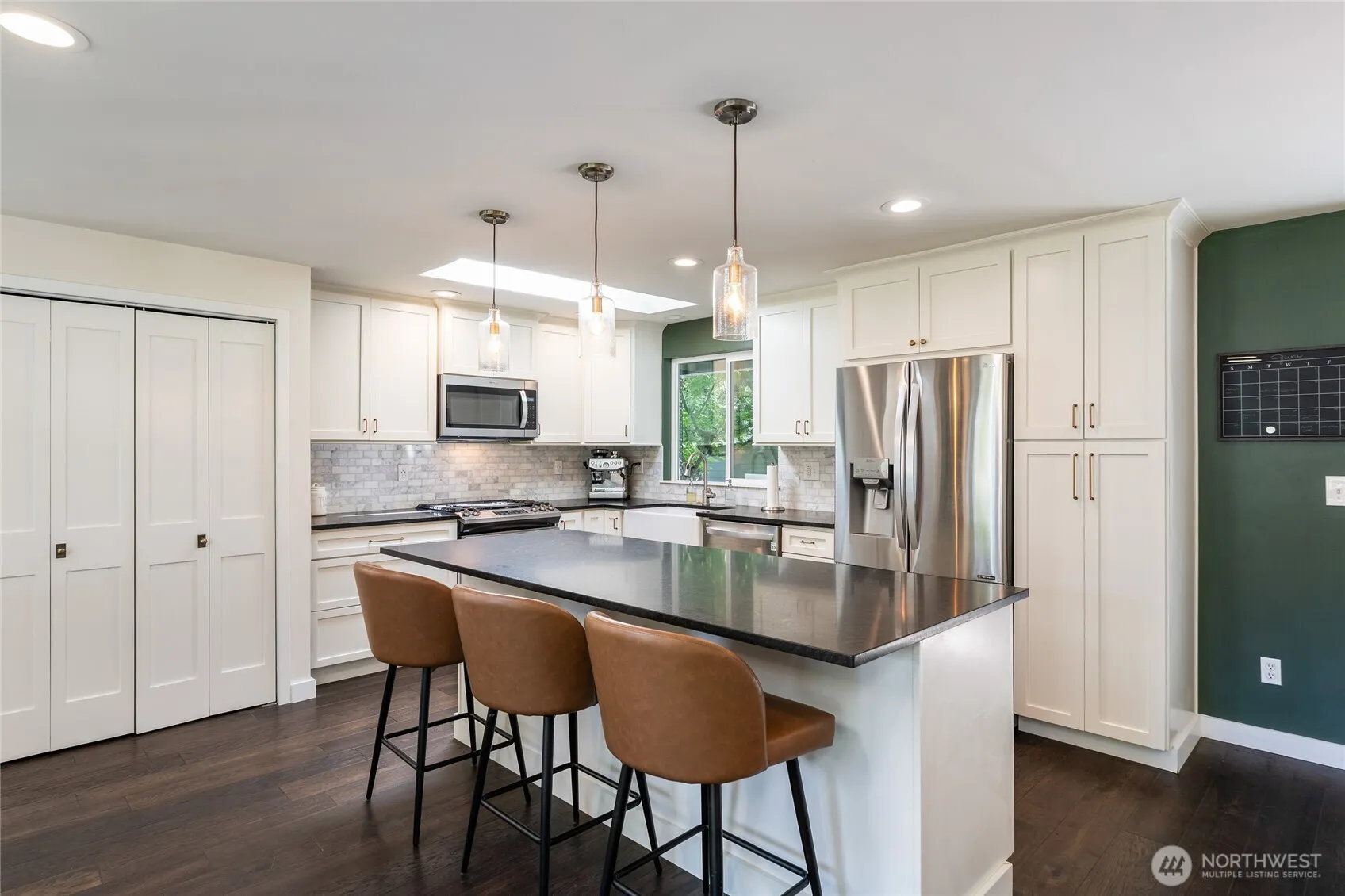 Property photo for 2628 Panaview Boulevard, Everett photo 2