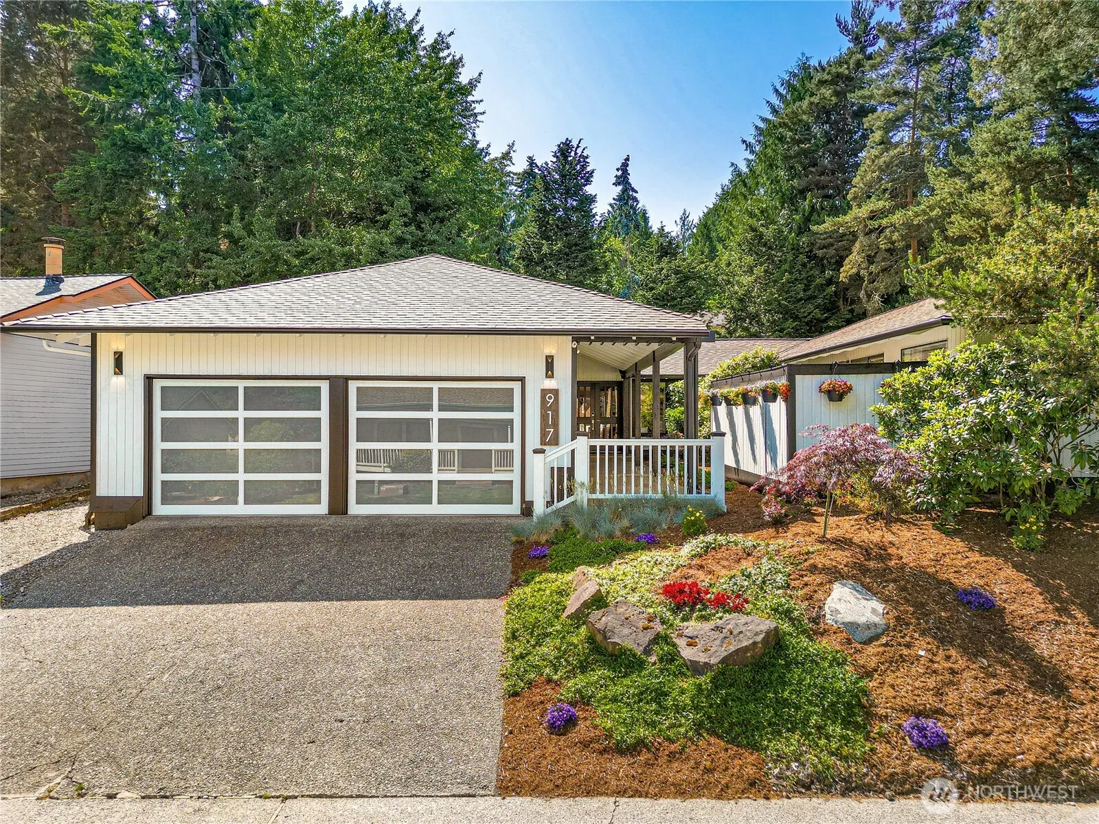 Property photo for 917 147th Lane Ne, Bellevue