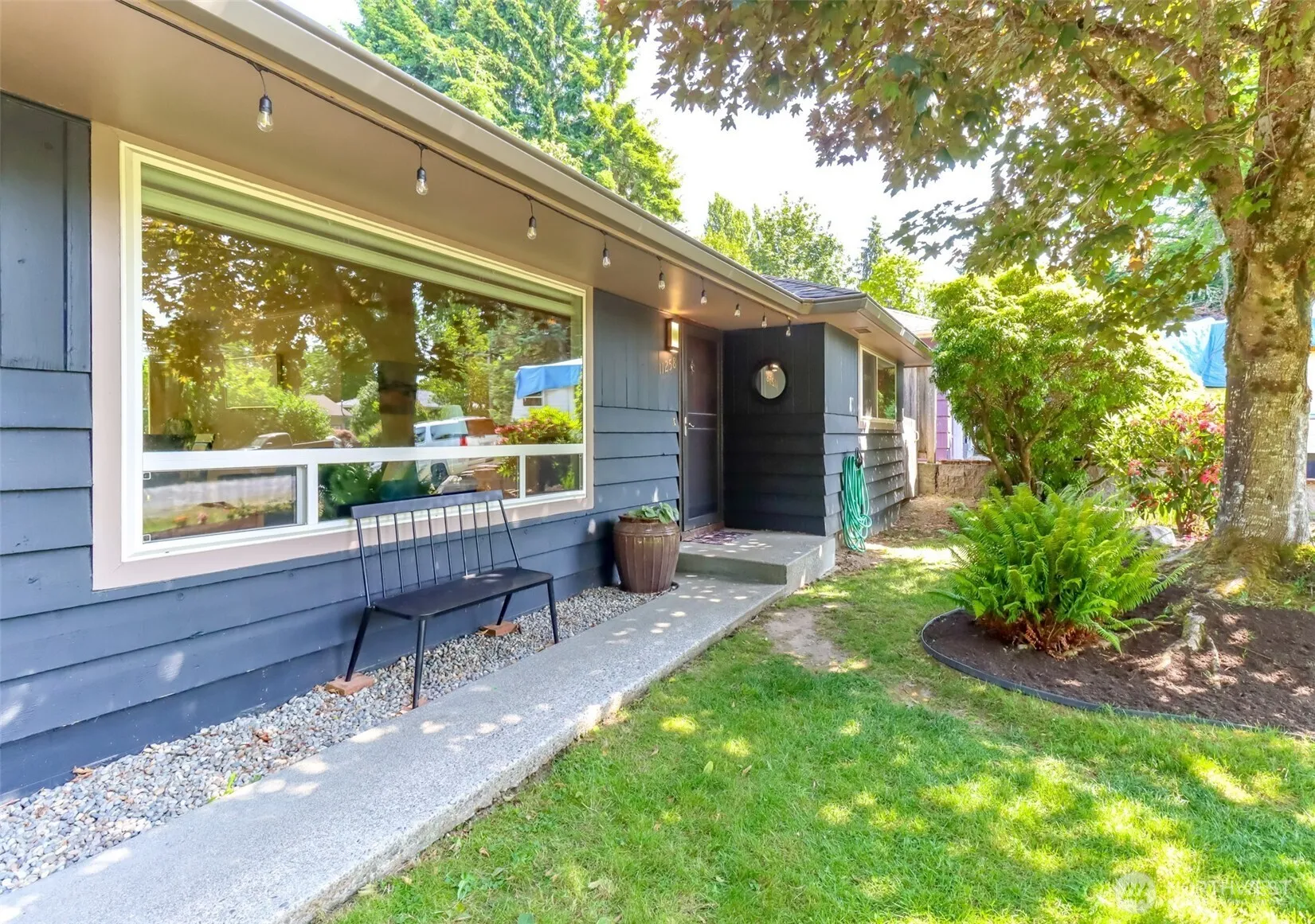 Property photo for 11258 29th Avenue Sw, Seattle photo 4