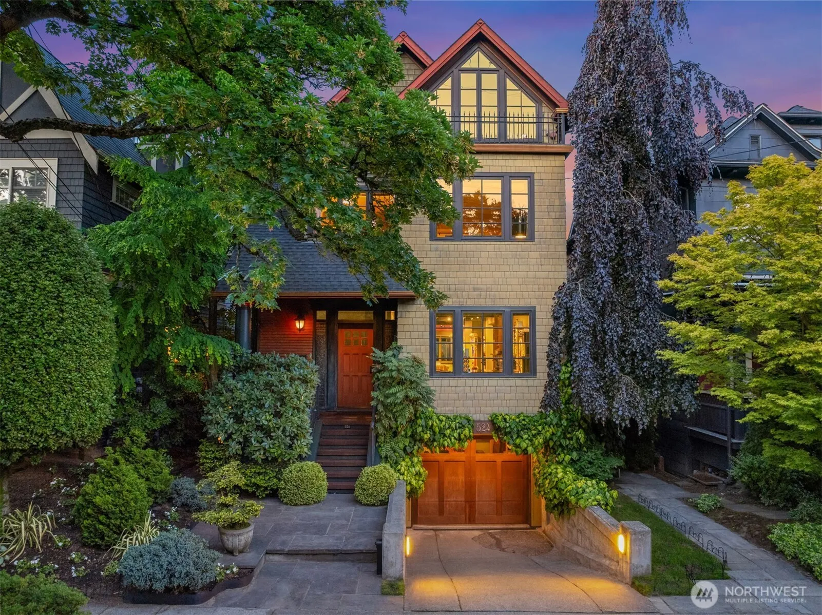Property photo for 524 E Malden Avenue E, Seattle
