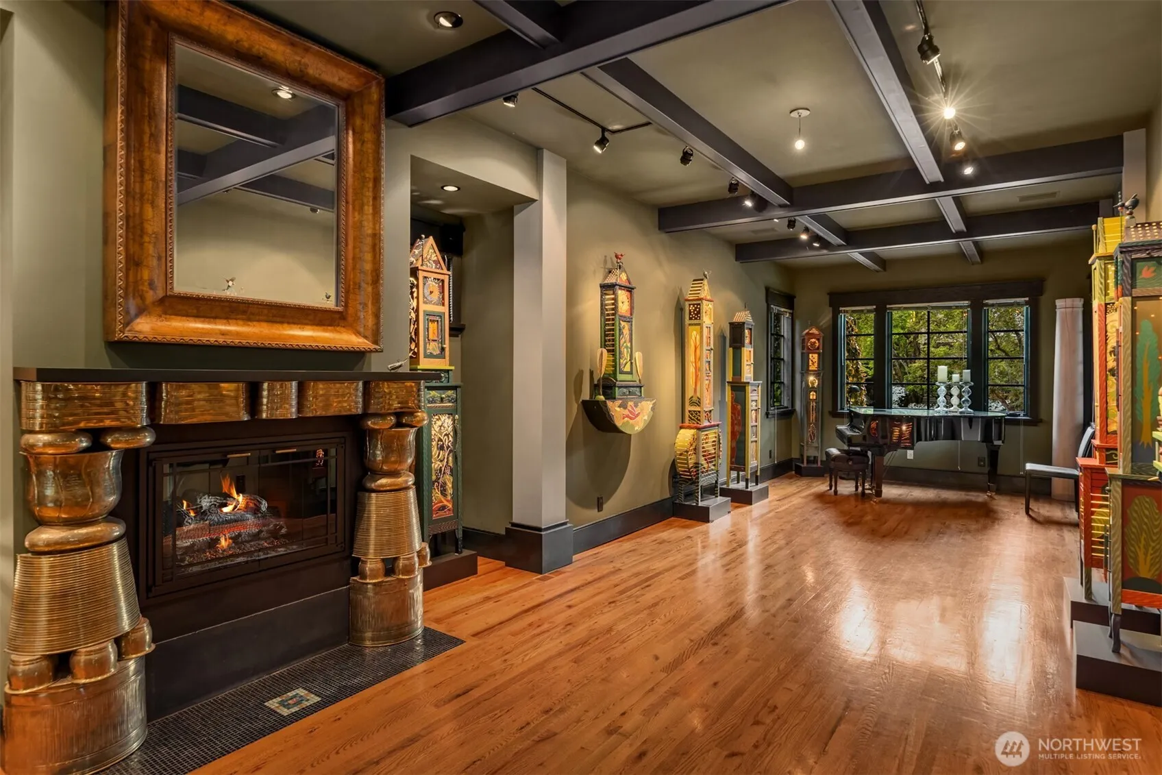 Property photo for 524 E Malden Avenue E, Seattle photo 4