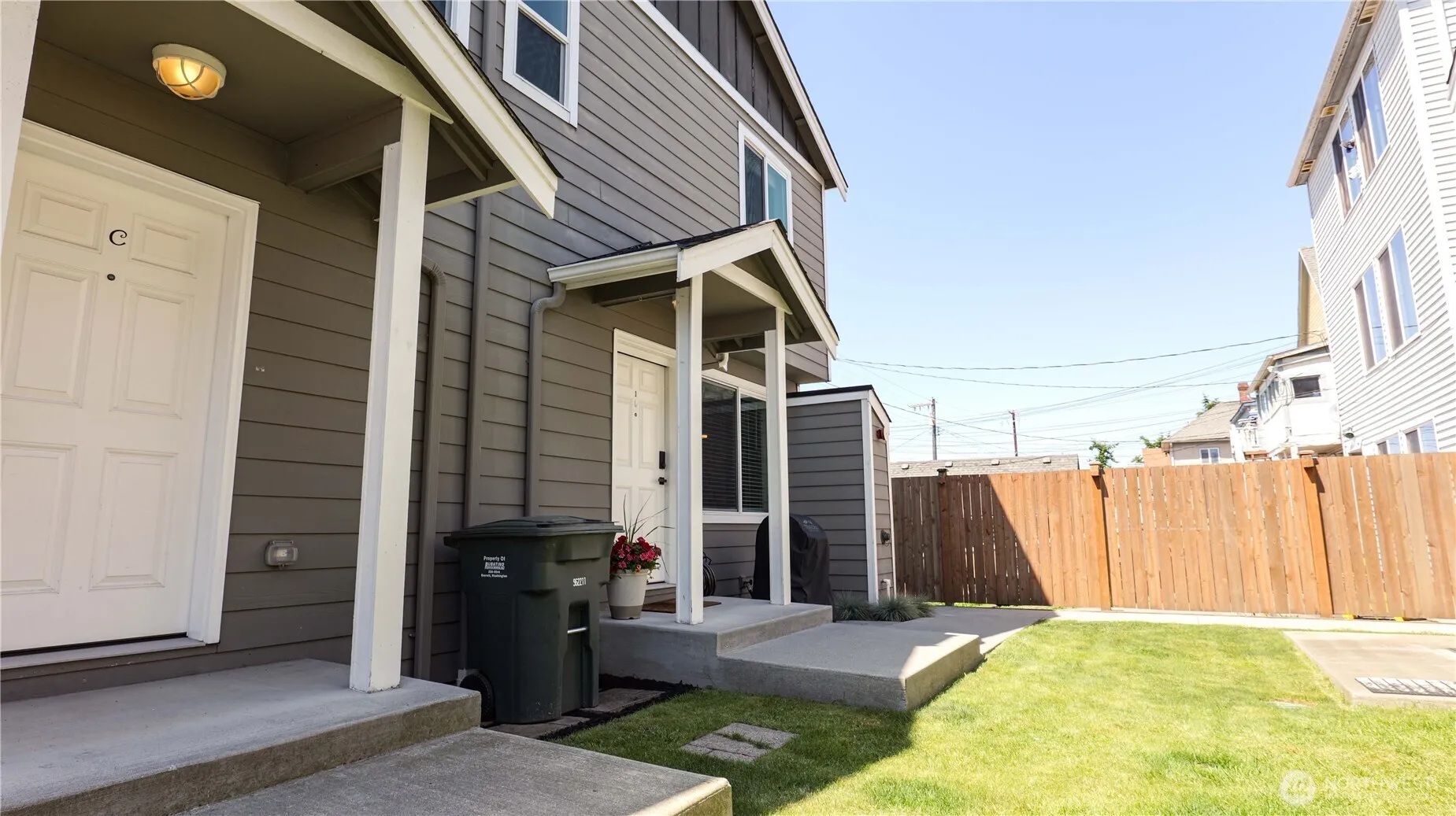 Property photo for 2620 Grand Ave #d, Everett photo 4