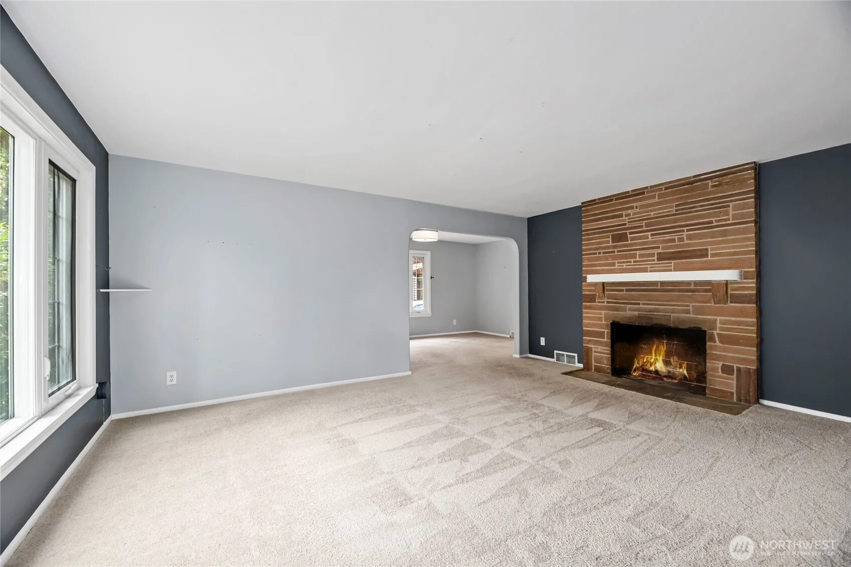 Property photo for 11841 10th Avenue S, Seattle photo 4