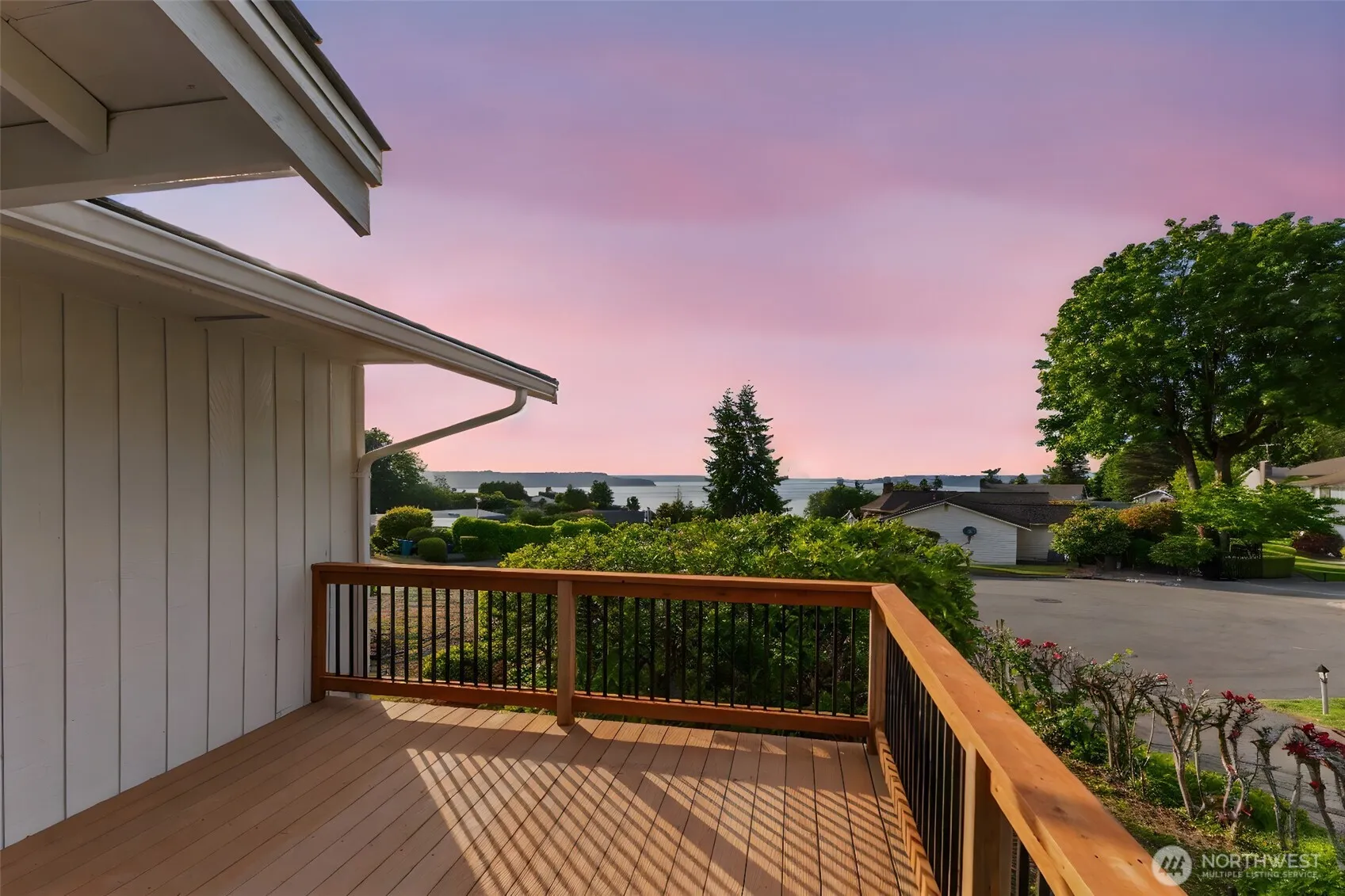 Property photo for 28830 11th Avenue S, Federal Way photo 2