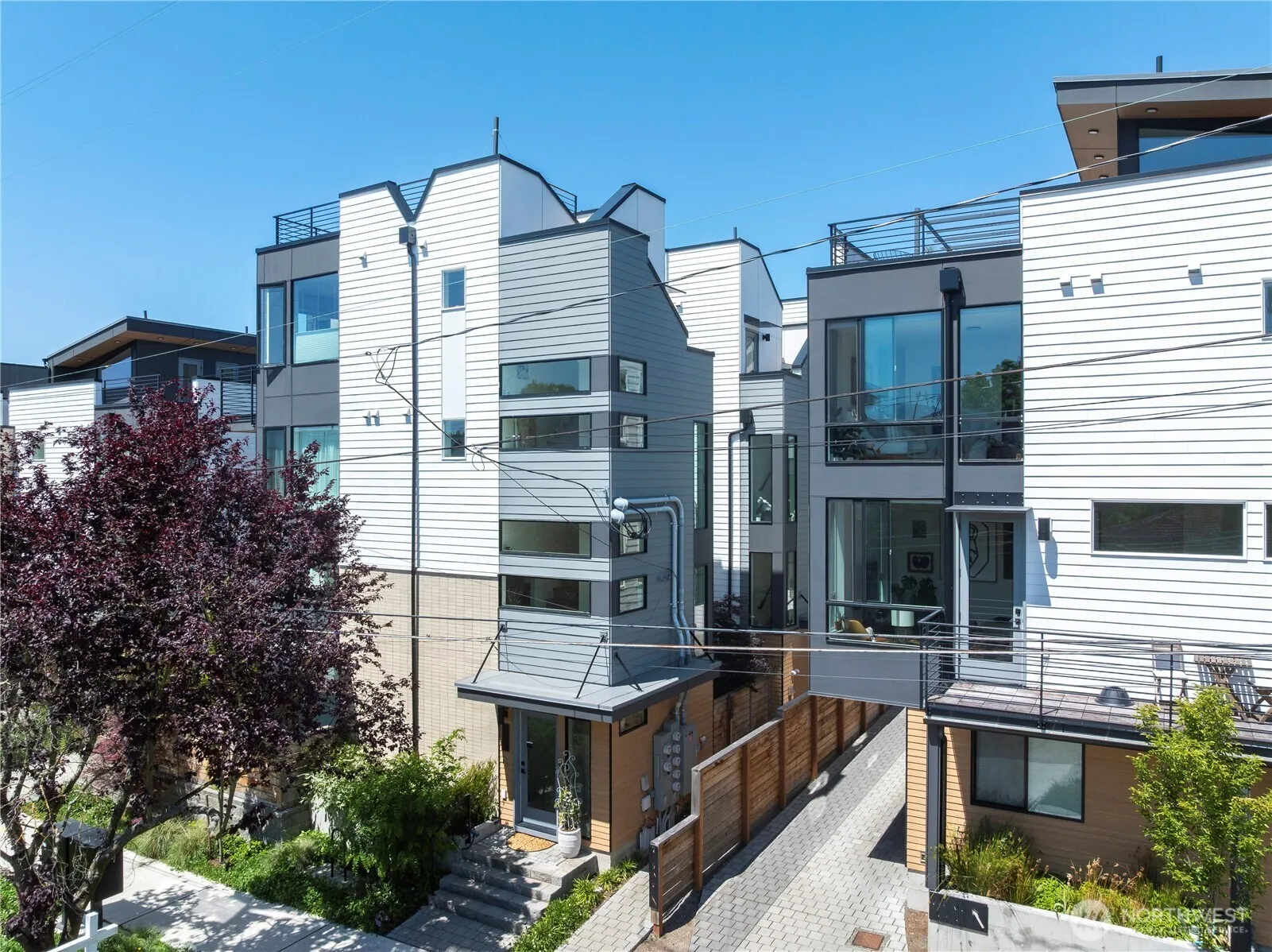 Property photo for 916 Nw 56th Street #f, Seattle