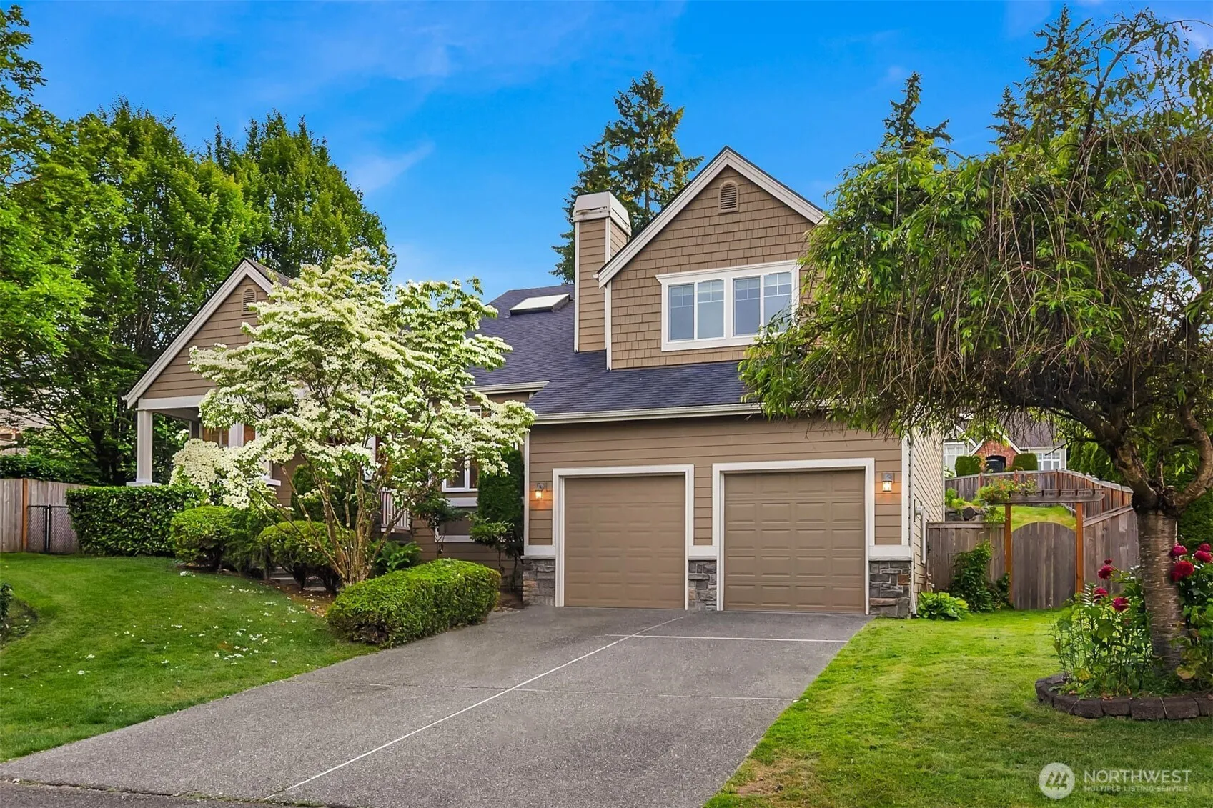 Property photo for 18403 Ne 100th Court, Redmond