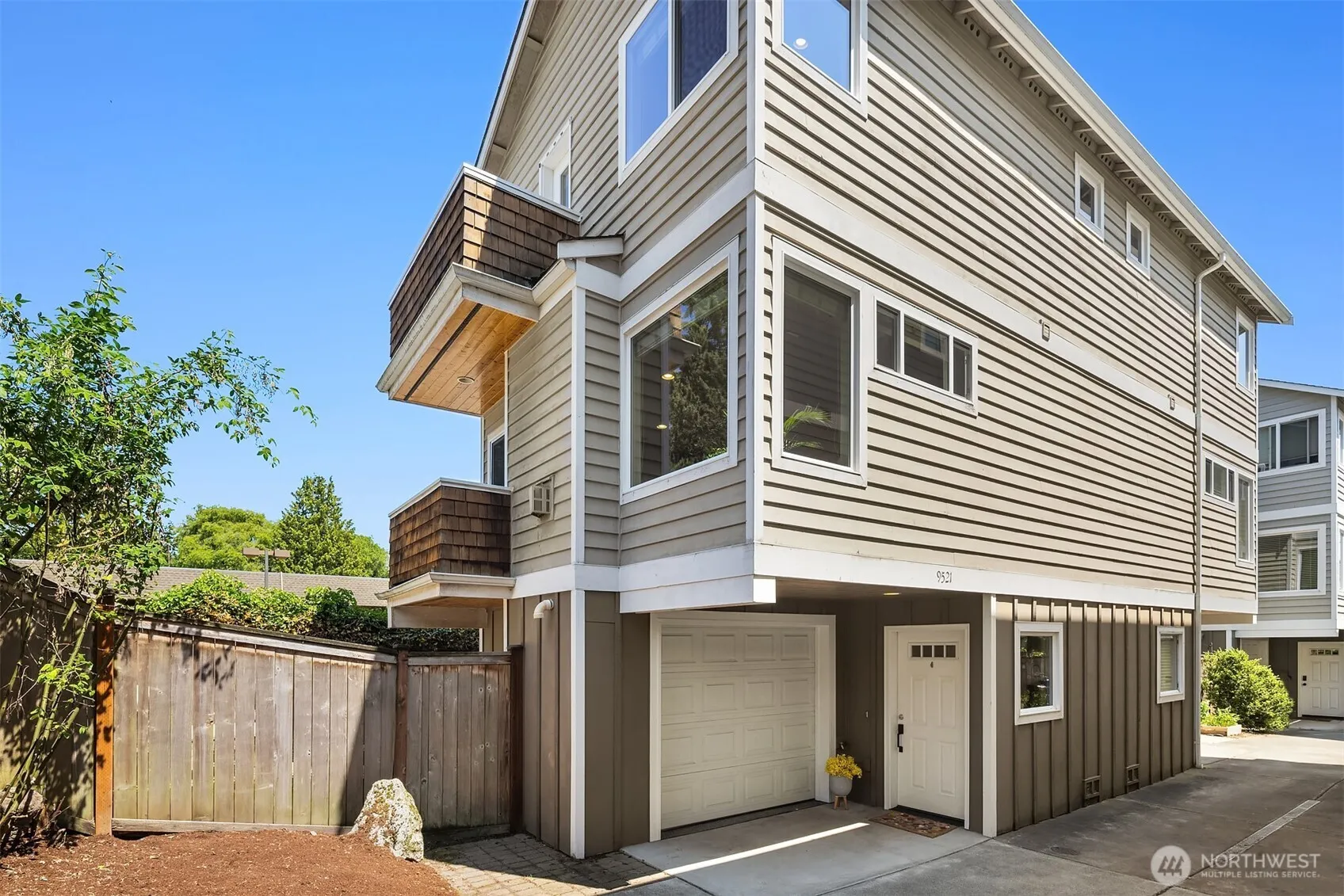 Property photo for 9521 8th Avenue Nw #d, Seattle