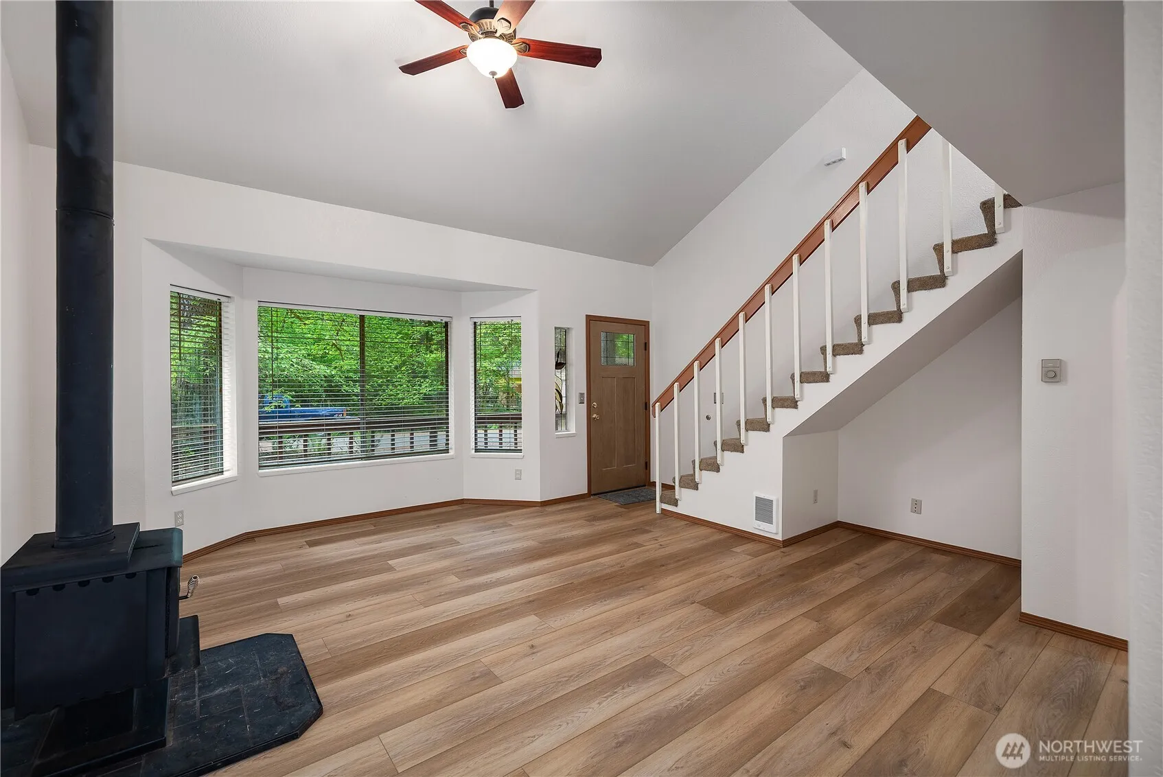 Property photo for 7549 Siskin Drive Se, Olympia photo 3