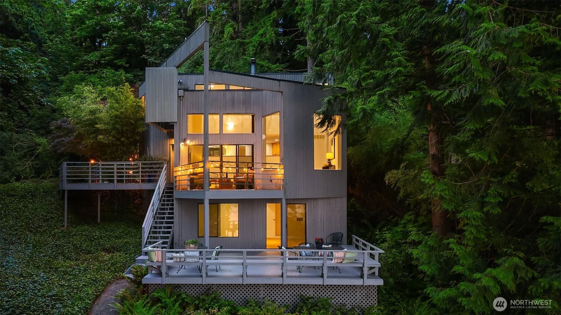 Property photo for 17946 W Spring Lake Drive, Renton
