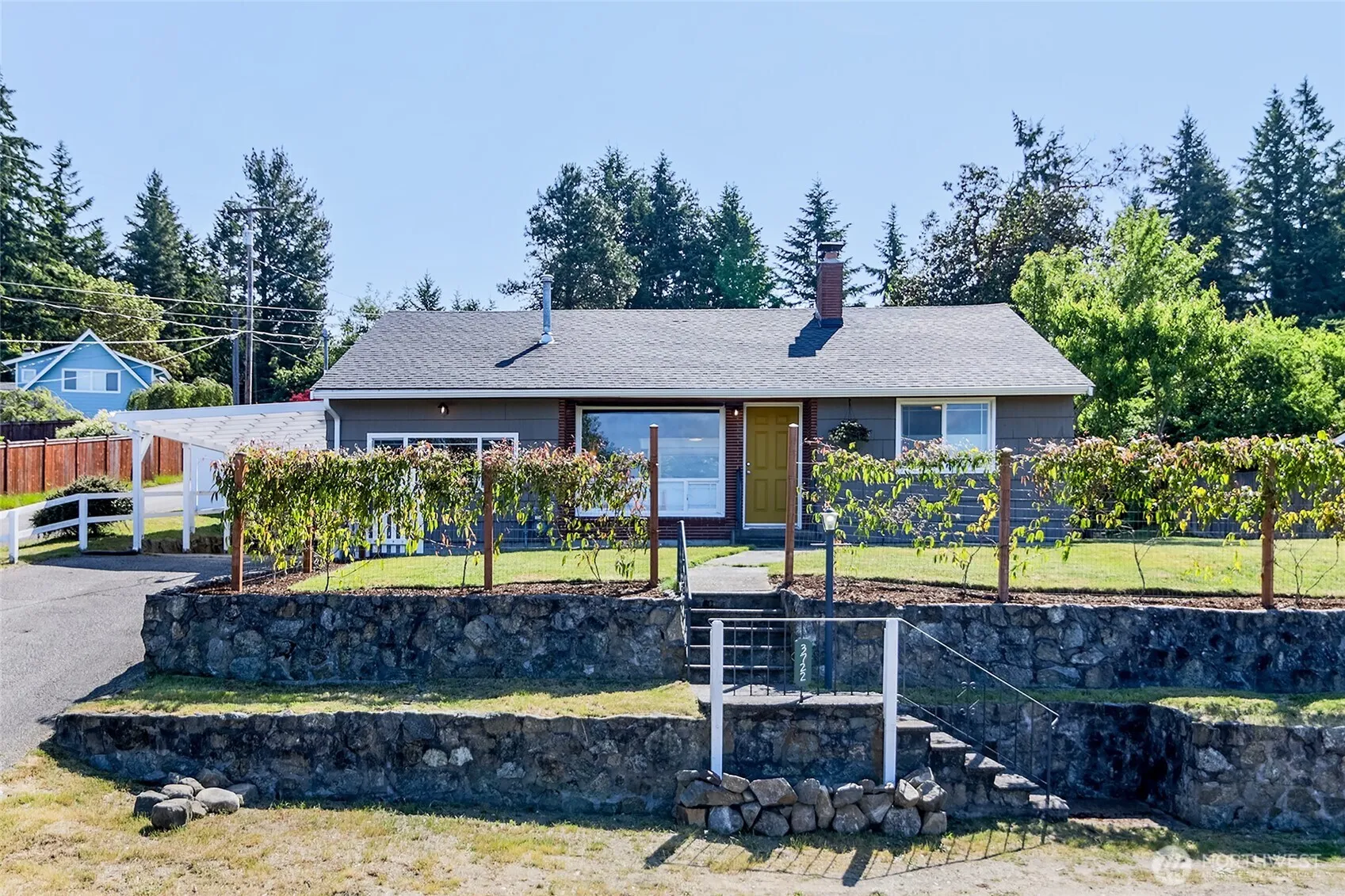 Property photo for 3722 Harbel Drive Ne, Bremerton