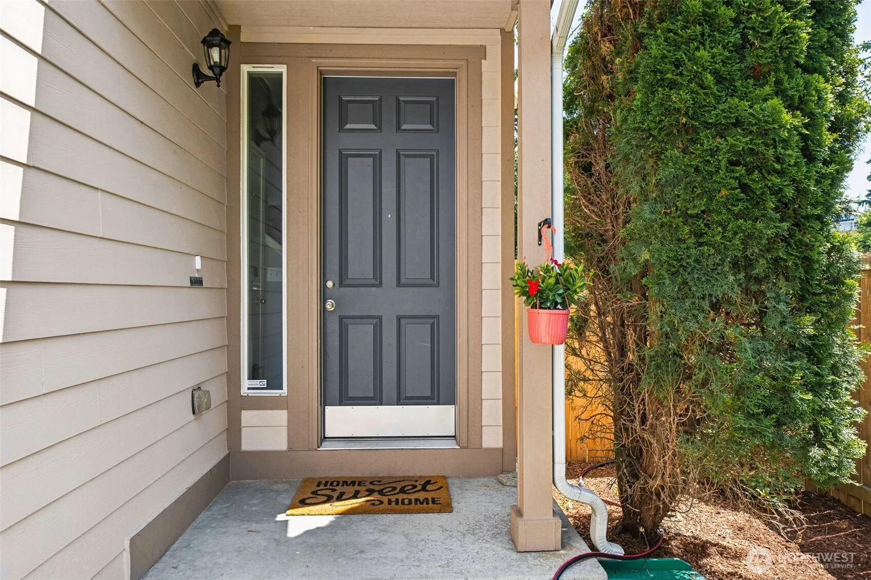 Property photo for 18541 100th Avenue E, Puyallup photo 2