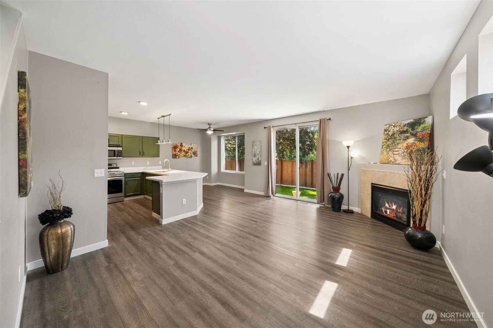 Property photo for 18541 100th Avenue E, Puyallup photo 4