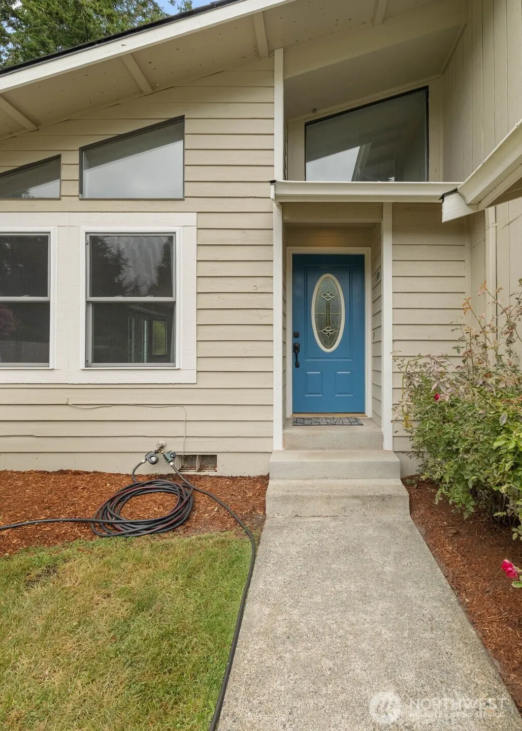 Property photo for 7408 54th Avenue Nw, Gig Harbor photo 2
