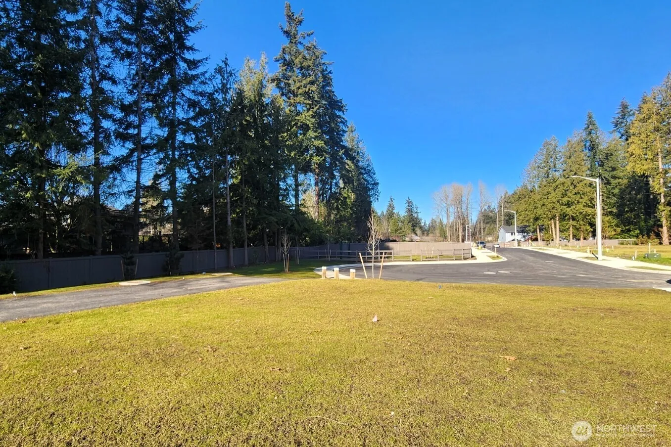 Property photo for 19124 Meridian Drive Se #cw 04, Bothell photo 3