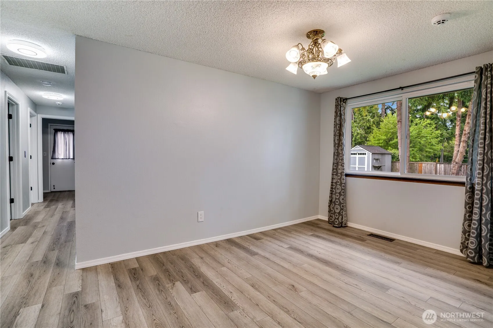 Property photo for 15812 12th Avenue Ct E, Tacoma photo 5