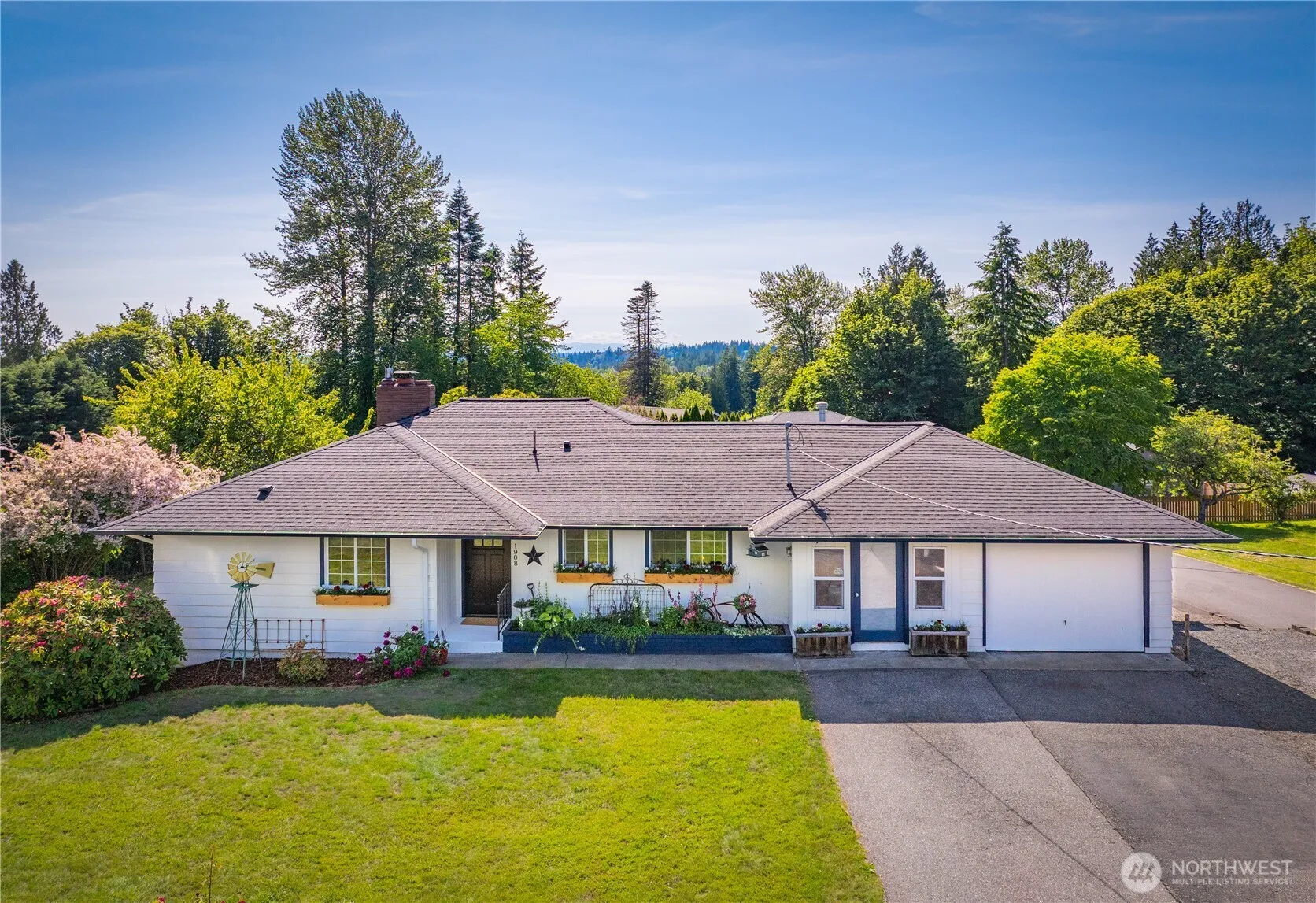 Property photo for 1908 Terrace Avenue, Snohomish
