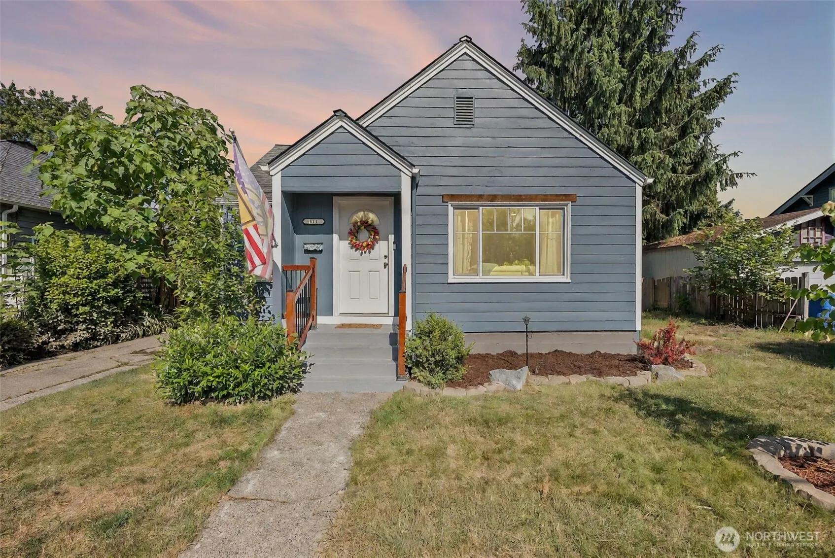 Property photo for 511 4th Street Nw, Puyallup