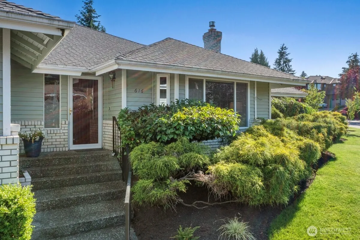 Property photo for 616 152nd Place Sw, Lynnwood photo 3