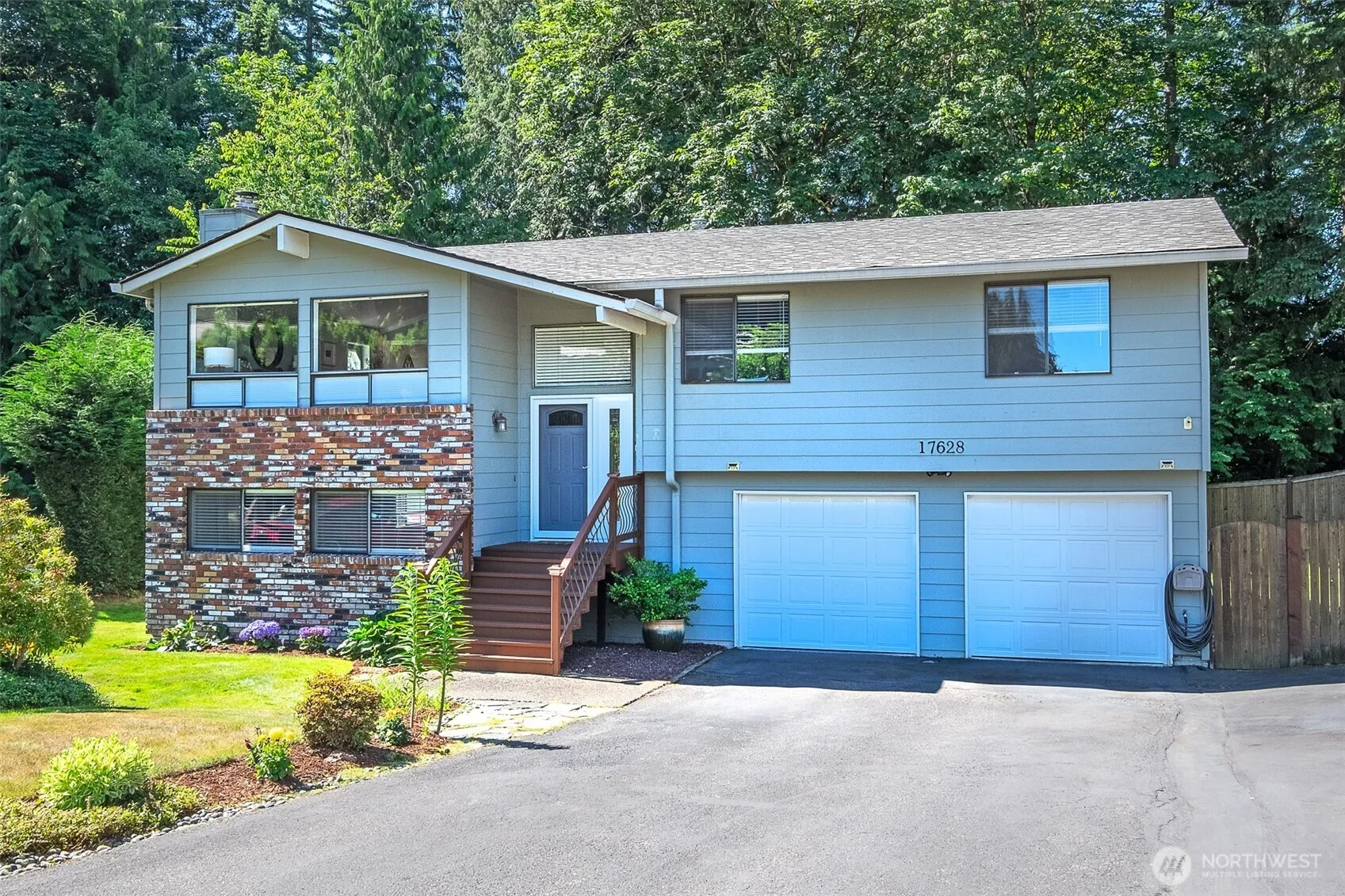 Property photo for 17628 18th Drive Se, Bothell