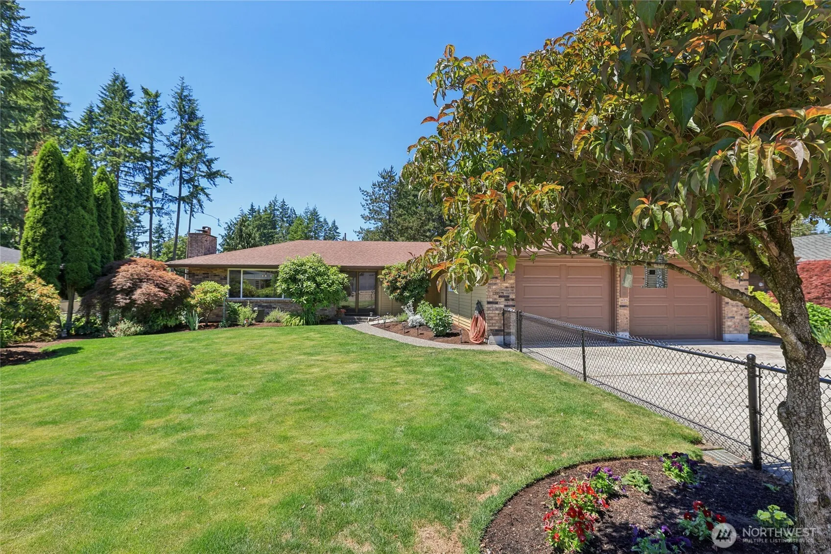 Property photo for 14429 157th Place Se, Renton photo 2