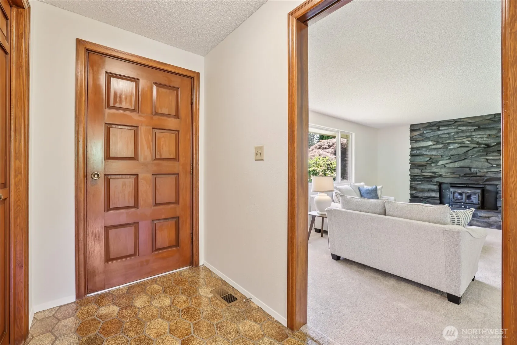 Property photo for 14429 157th Place Se, Renton photo 5