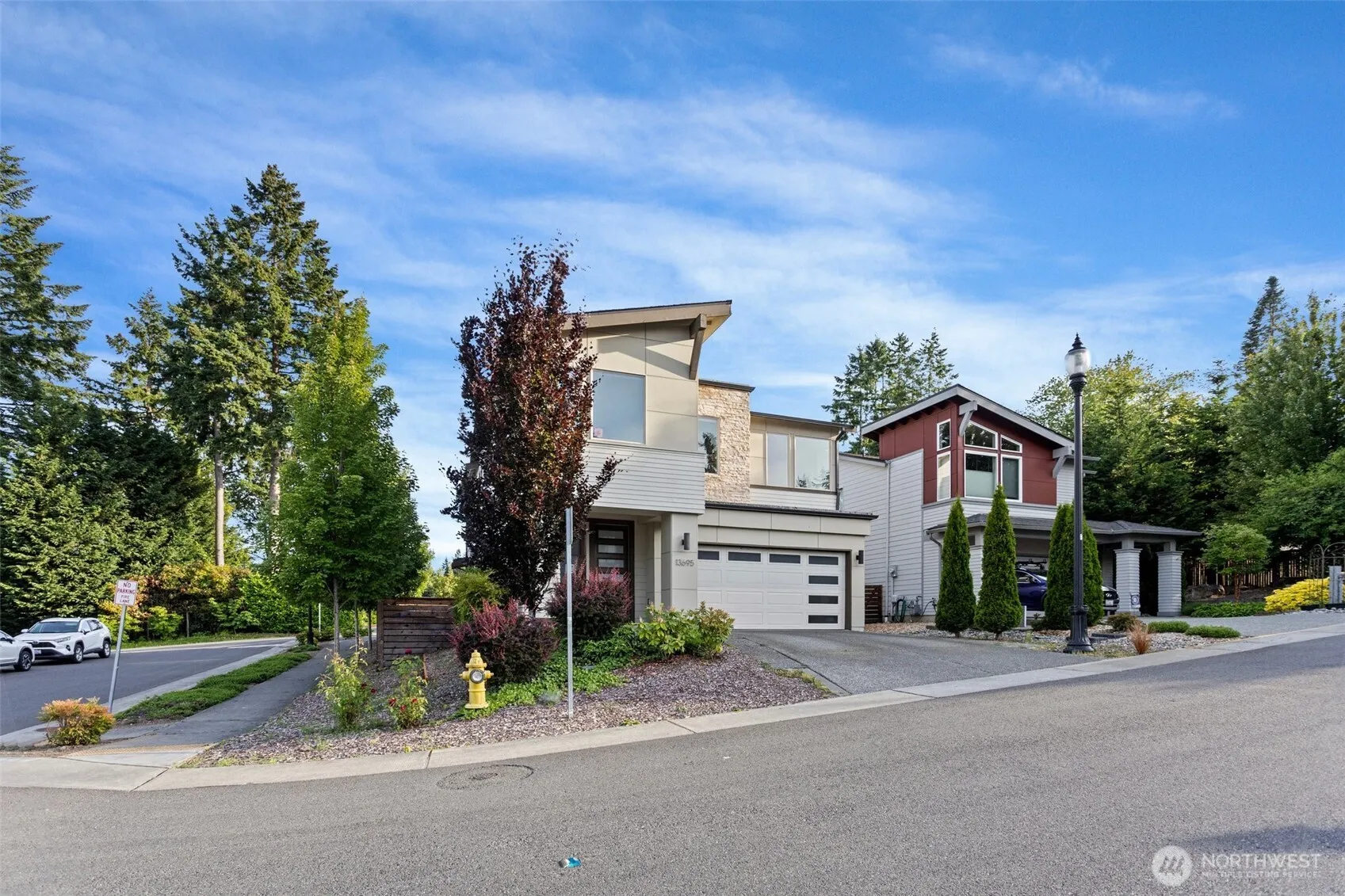 Property photo for 13695 Ne 100th Court, Kirkland
