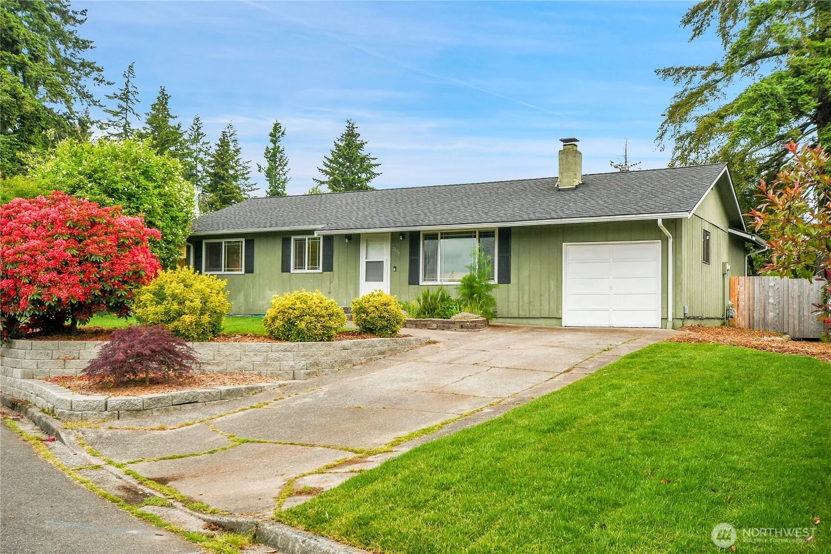 2016 S 301st Place, Federal Way