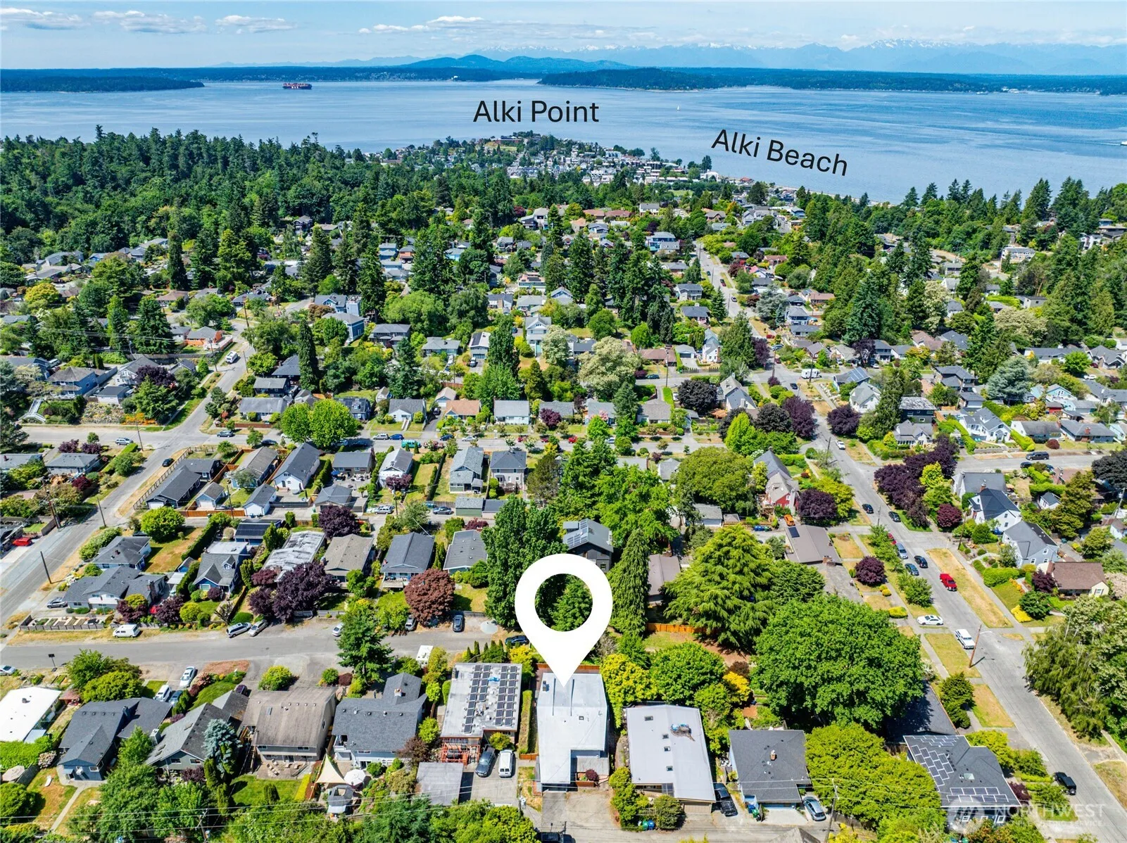 Property photo for 3022 47th Avenue Sw, Seattle photo 3