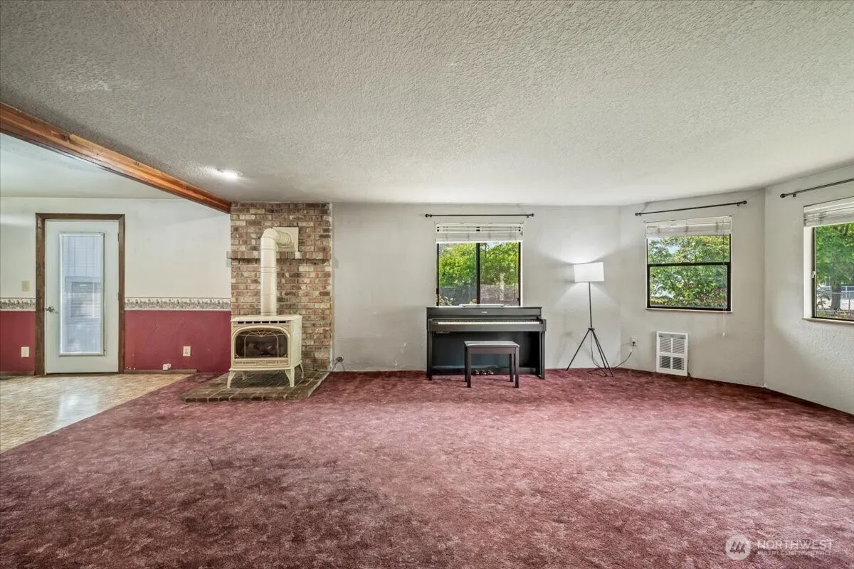 Property photo for 350 Coal Avenue, Carbonado photo 5