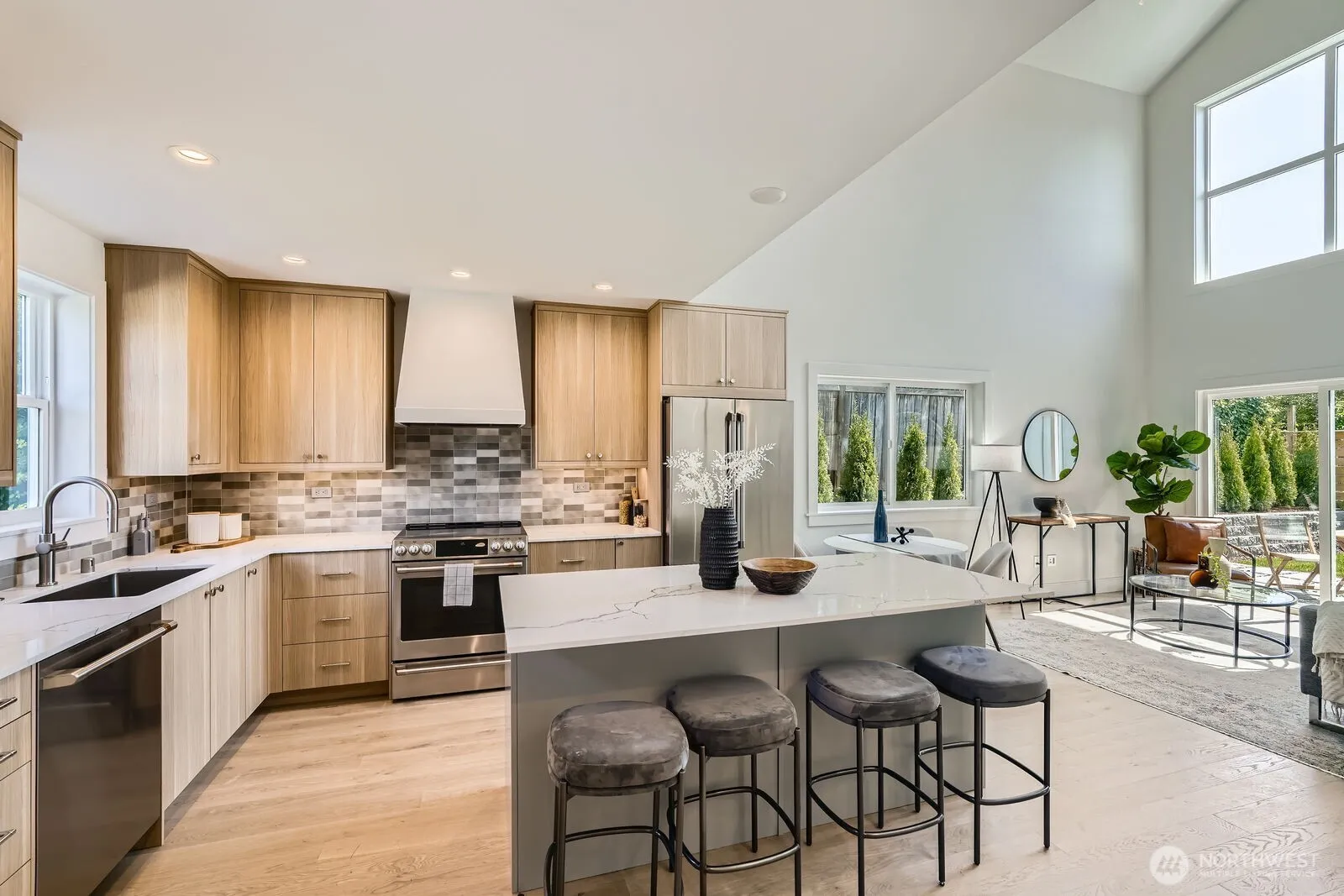 Property photo for 719 Nw 130th Street, Seattle photo 4