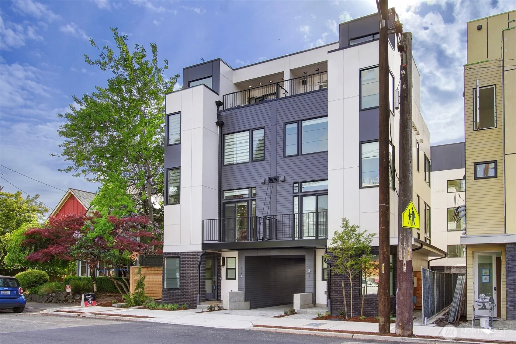 Property photo for 1301 A 31st Avenue S, Seattle photo 2