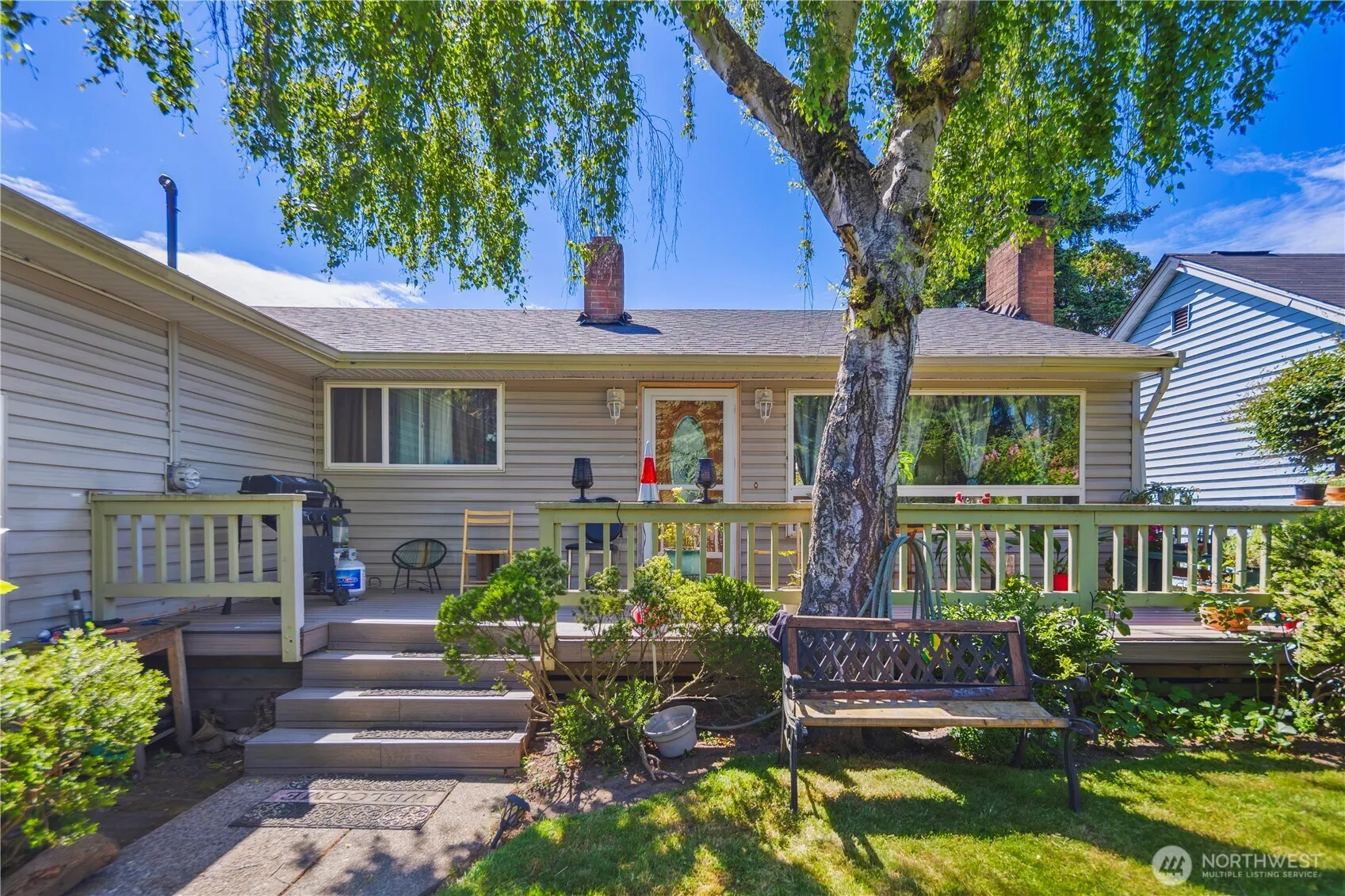 Property photo for 12421 2nd Avenue S, Seattle photo 2