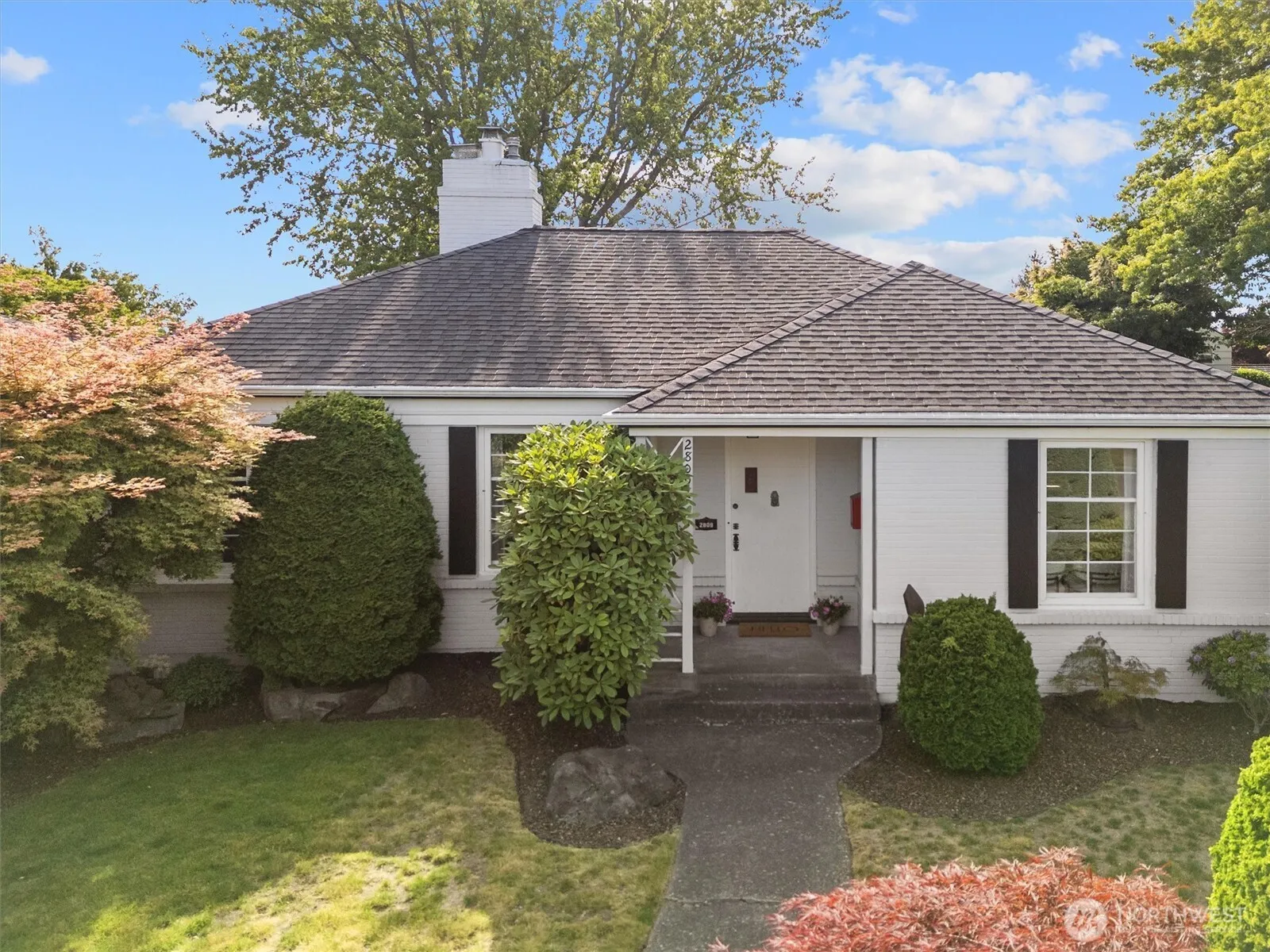 Property photo for 2809 40th Avenue W, Seattle
