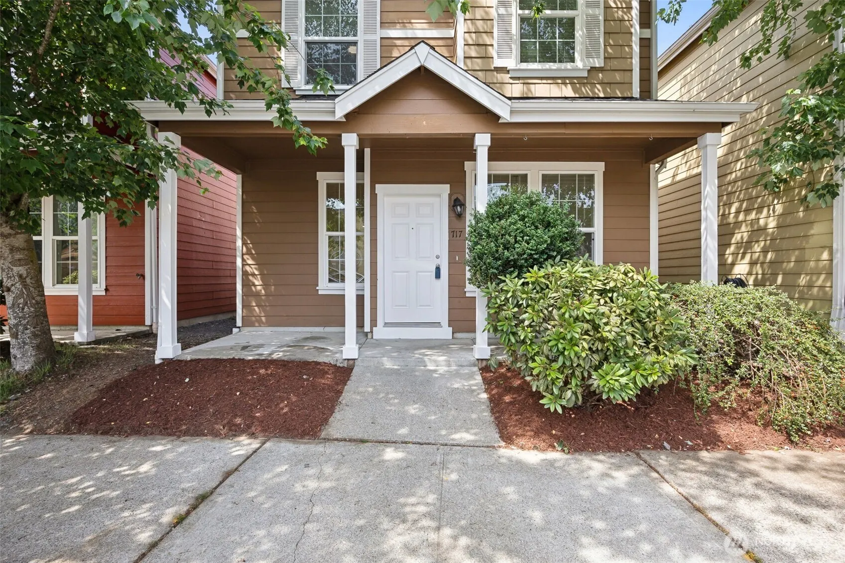 Property photo for 717 115th Street E, Tacoma photo 2