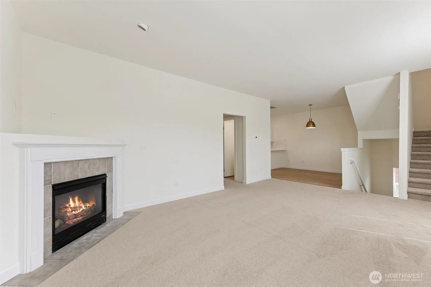Property photo for 11501 7th Avenue Ct E, Tacoma photo 3
