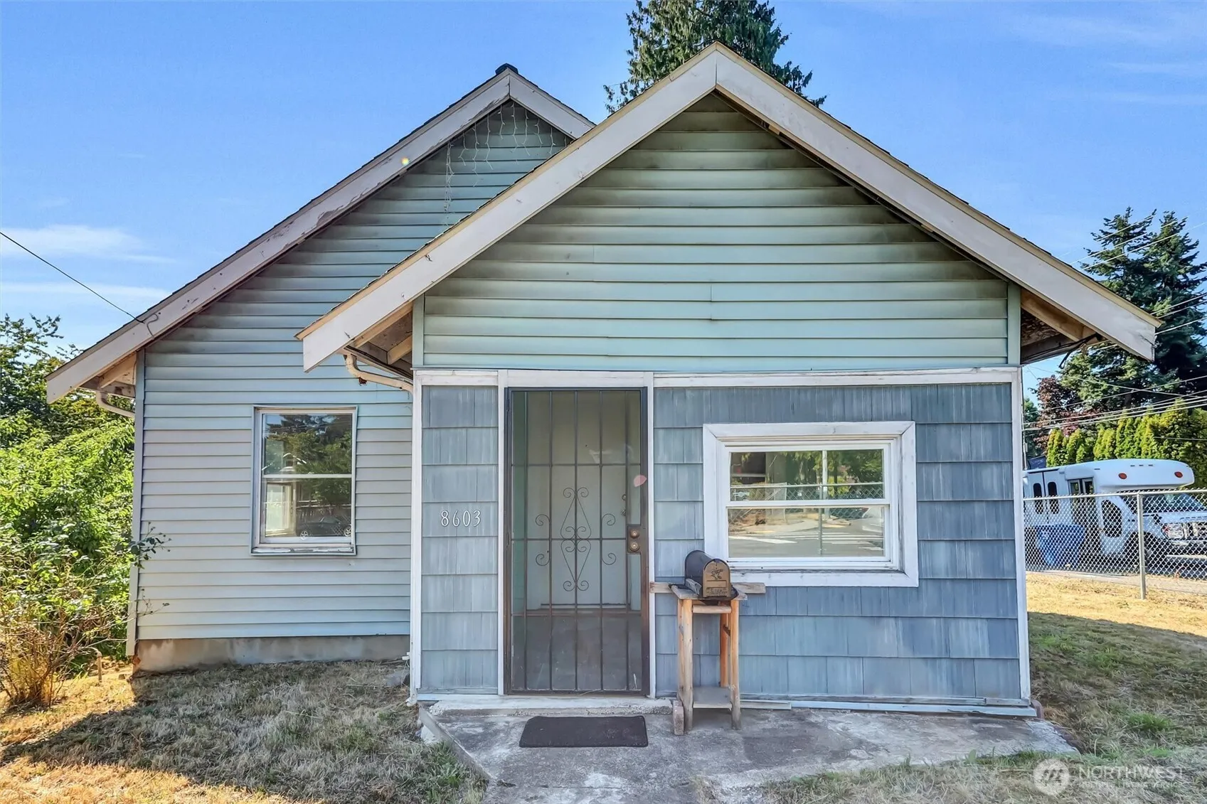 Property photo for 8603 Renton Avenue S, Seattle photo 2