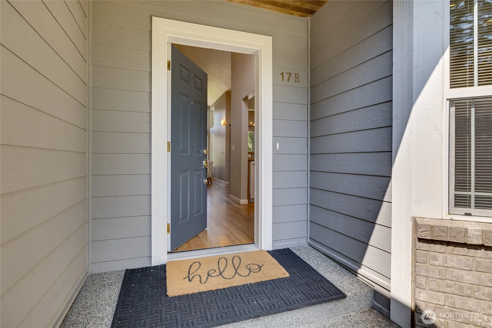 Property photo for 17 119th Street Se #b, Everett photo 2