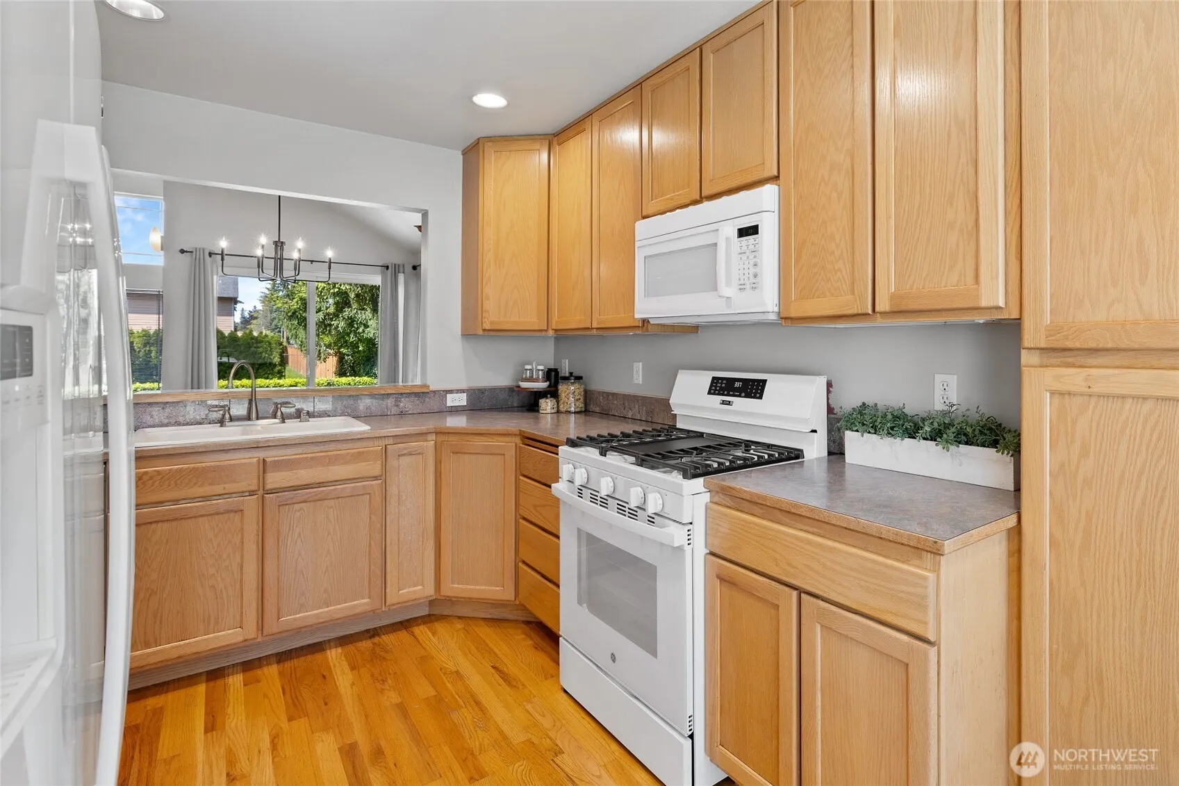 Property photo for 17 119th Street Se #b, Everett photo 4