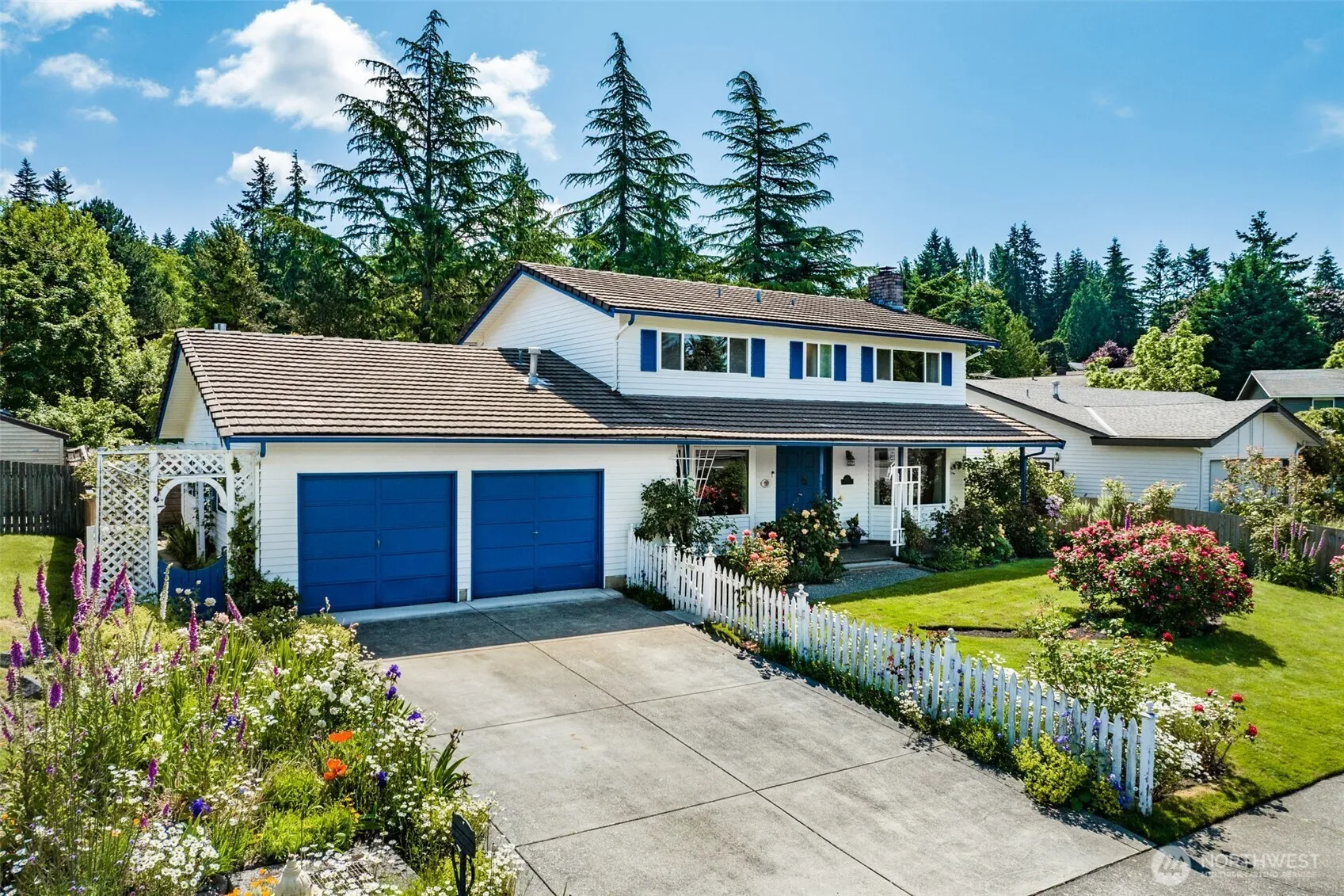 Property photo for 11810 103rd Avenue Ne, Kirkland photo 2