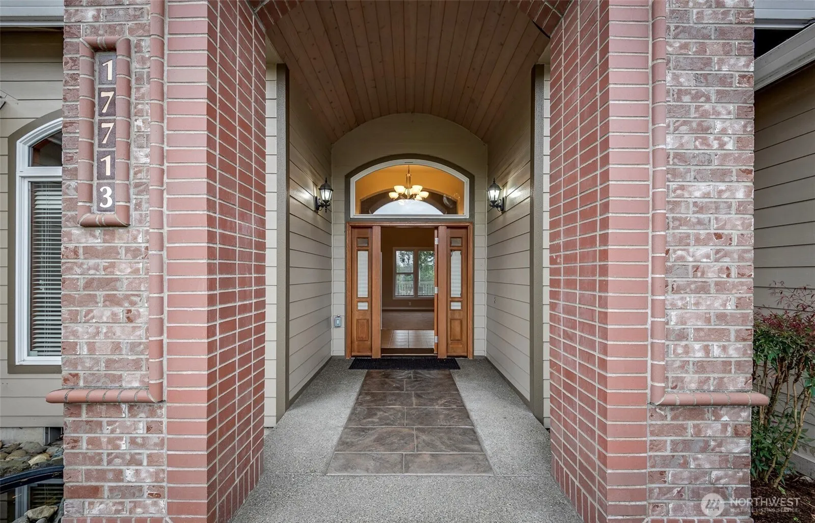 Property photo for 17713 92nd Avenue E, Puyallup photo 4