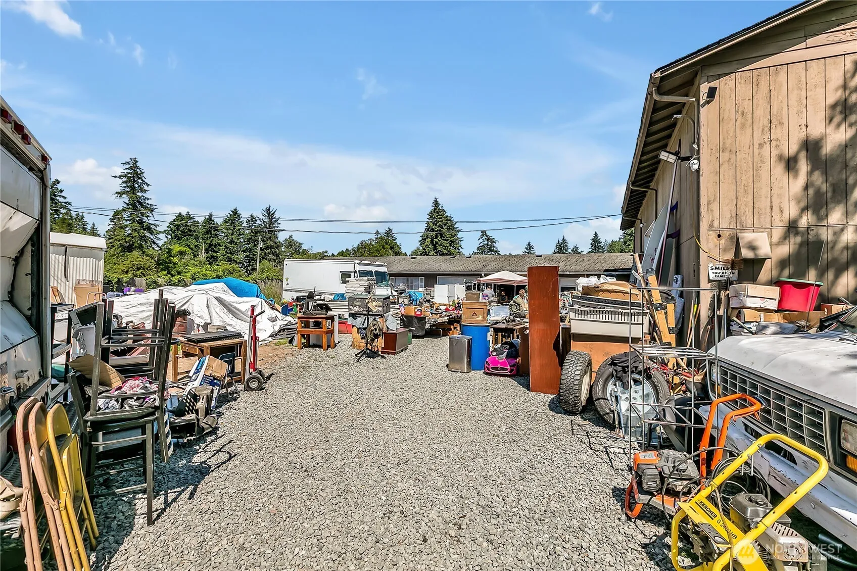 Property photo for 12327 Aqueduct Drive E, Tacoma photo 5