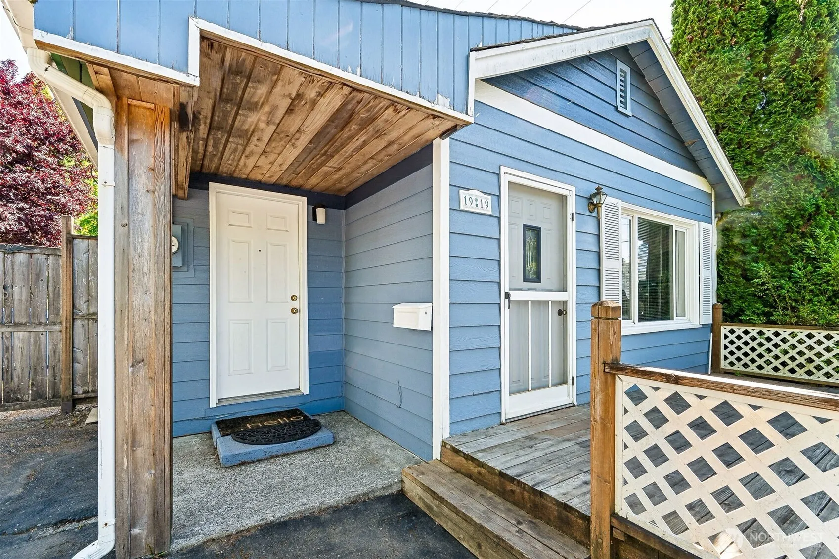 Property photo for 1919 Jackson Avenue Nw, Olympia photo 2